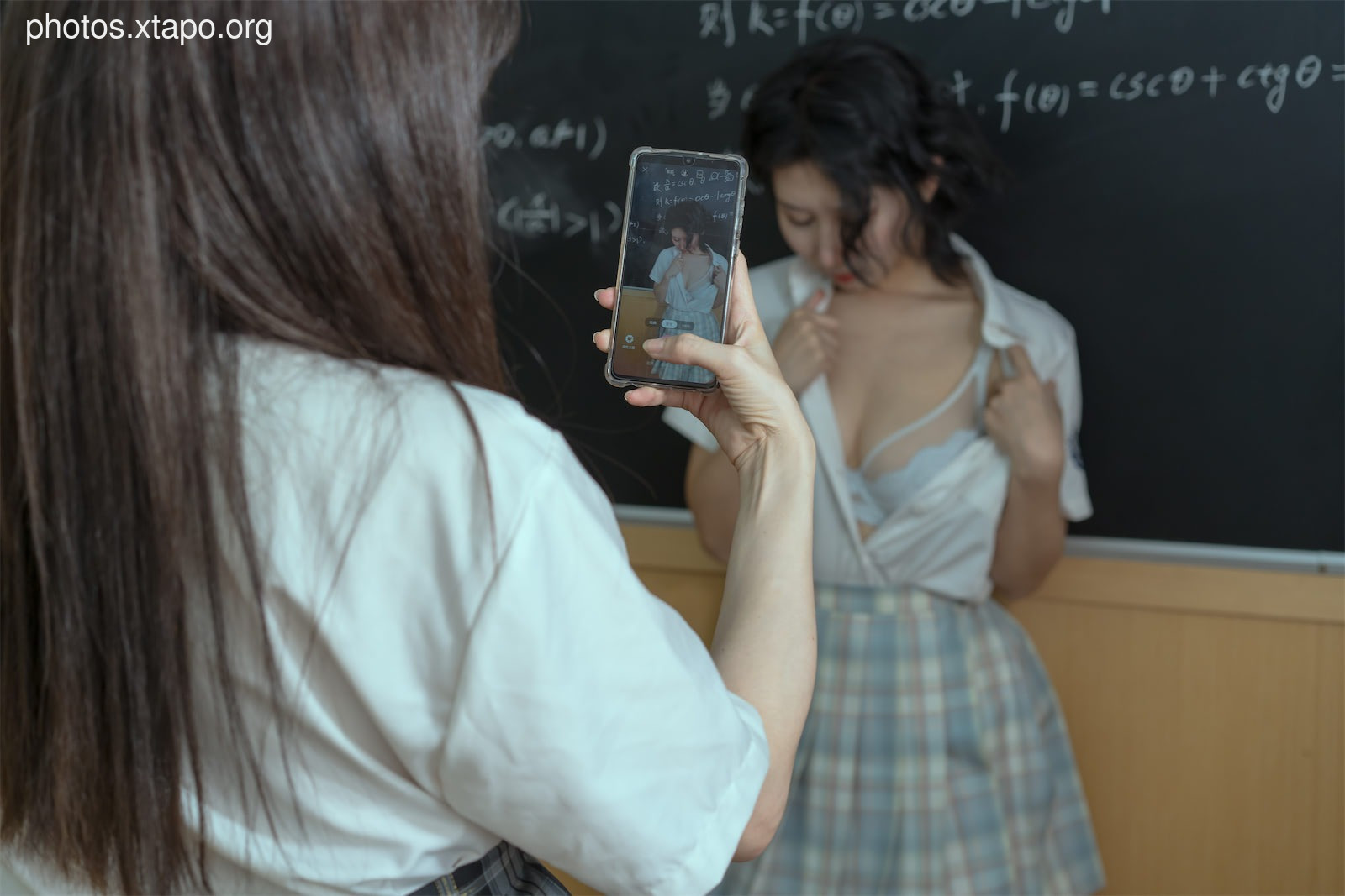 Autumn and Corgi Bullying Diary