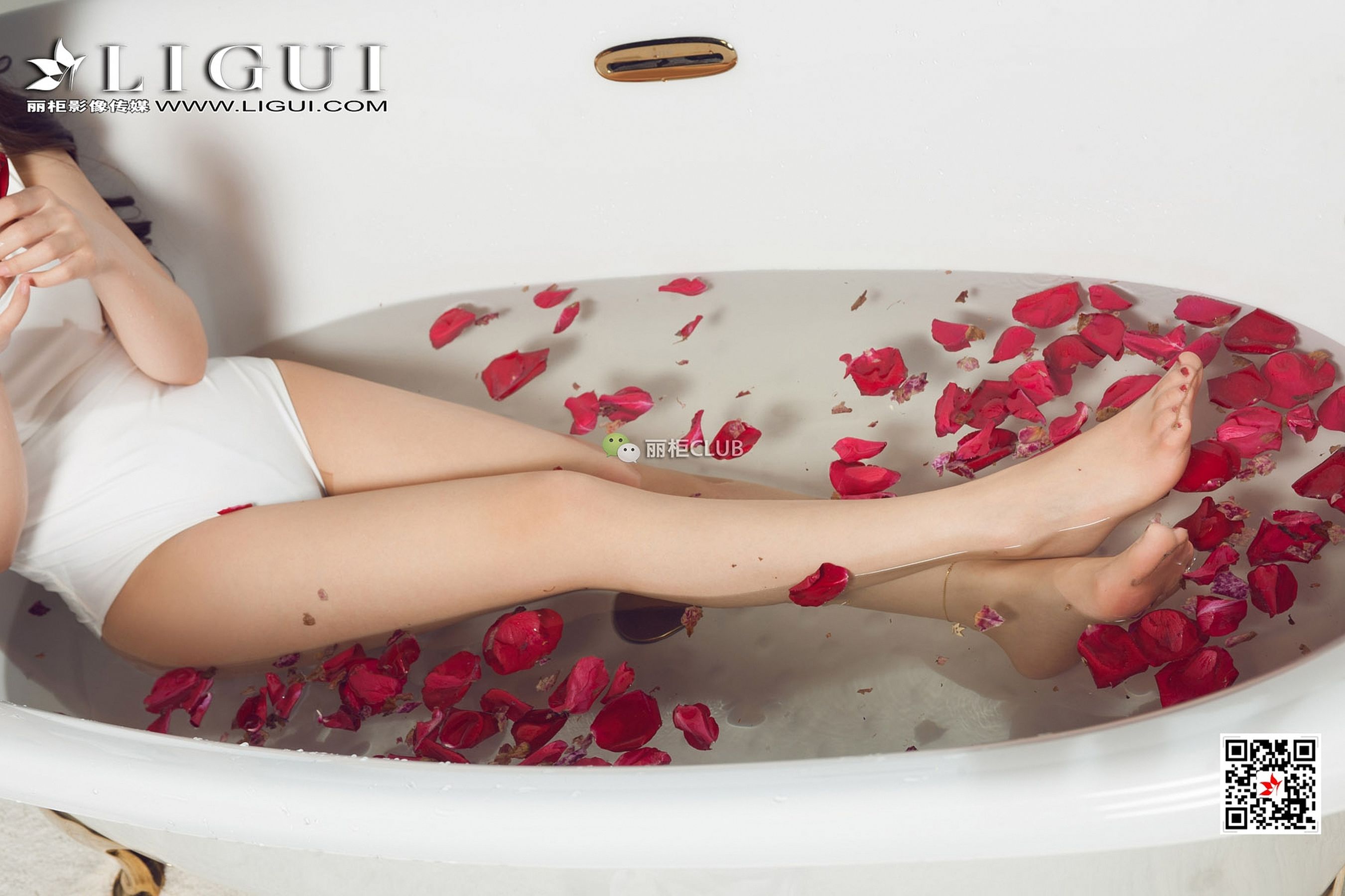 Footmaker YOKI Private House Silk Foot Li Cabinel LIGUI