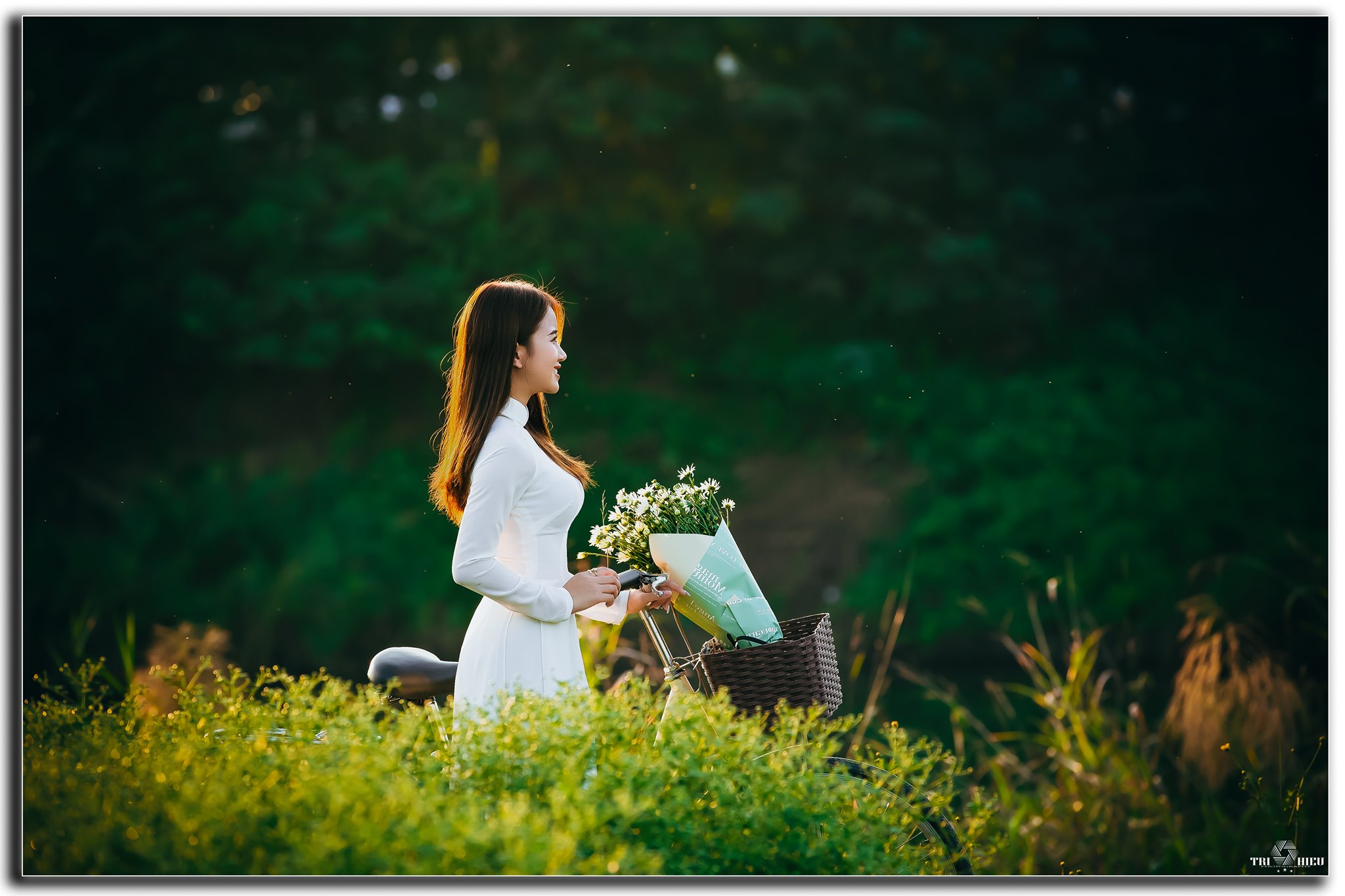 Top 100 most beautiful long dresses in Vietnam