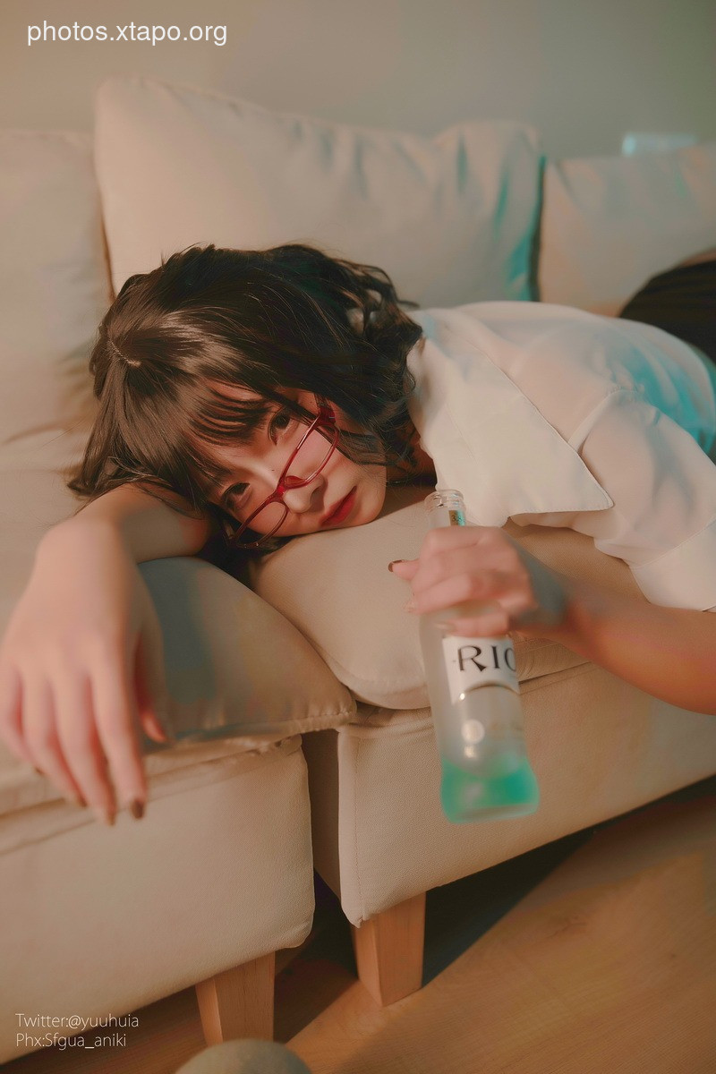 Cos Yuhui - Hangover 88P