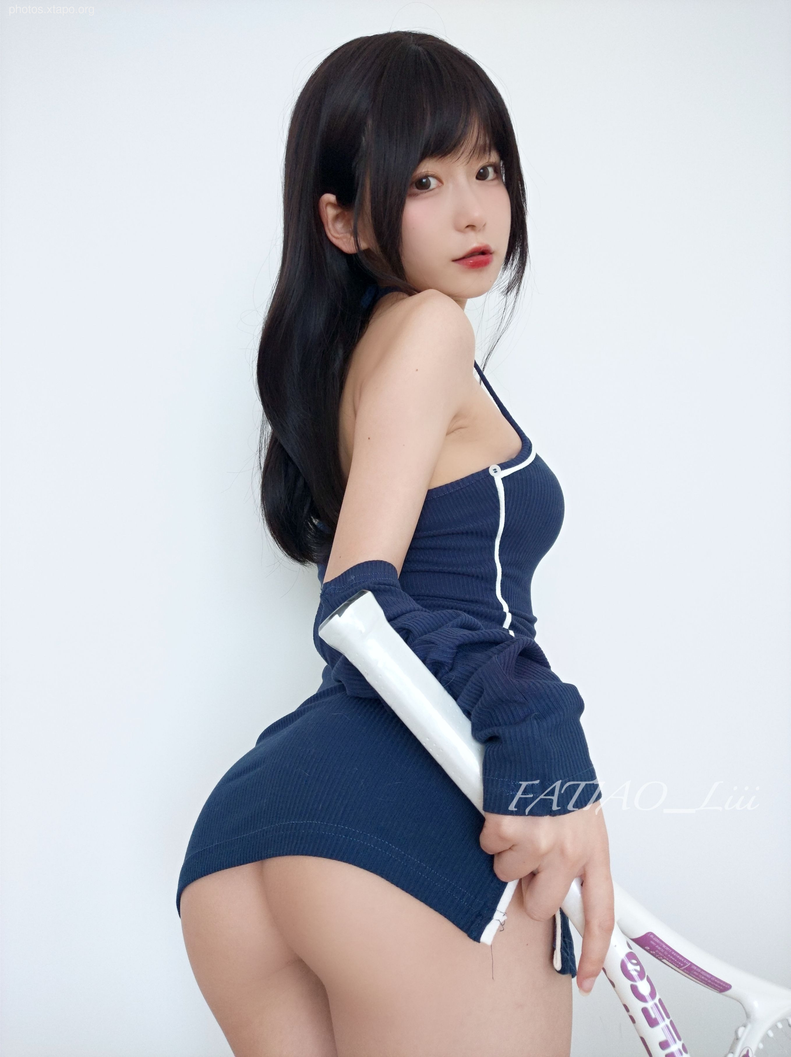 Its very hot to play with a stunned tennis ~ 💦 25p1V