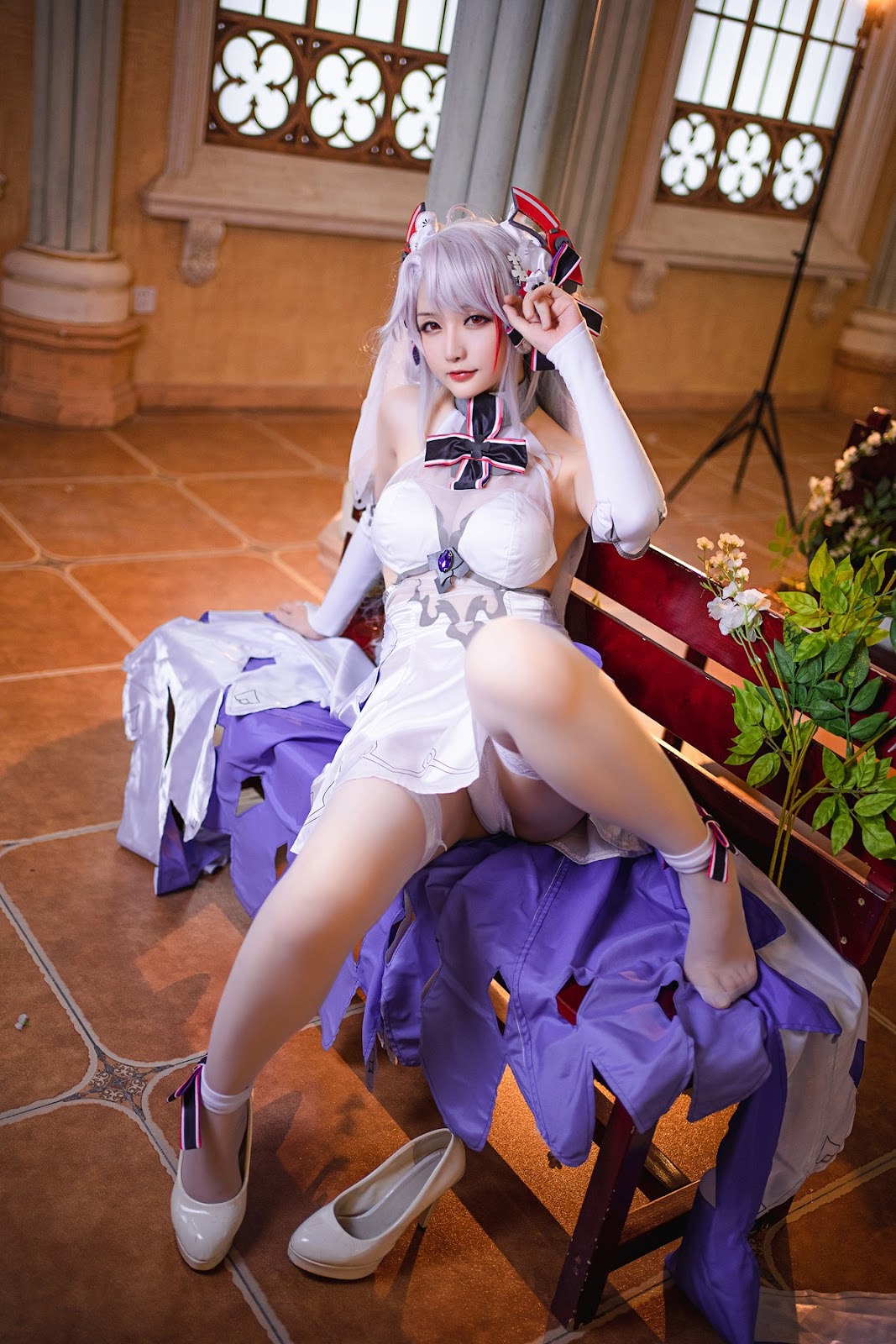 Cosplay Star Chichi Hoshilily Secret Garden Organ Wedding Dress