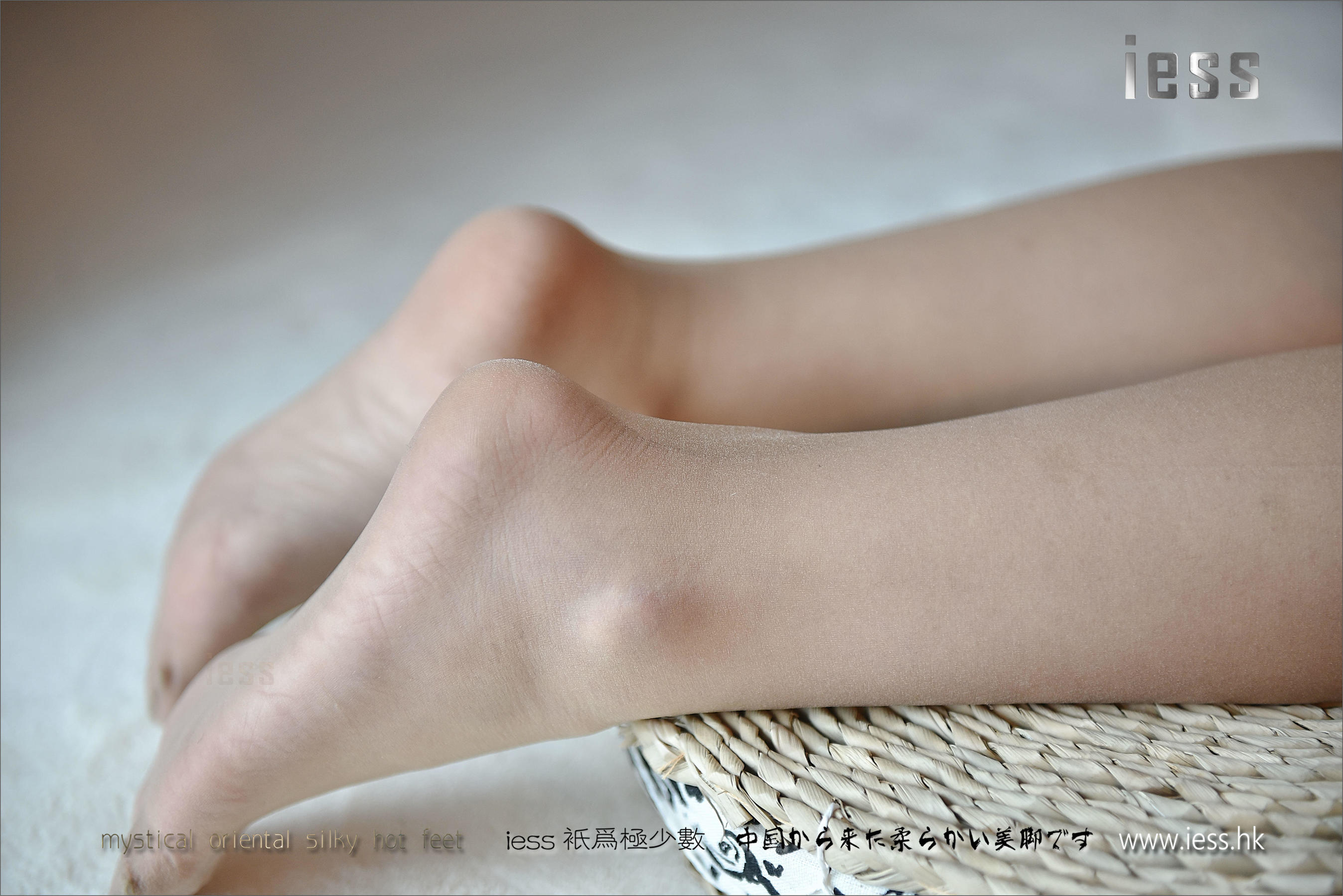 Silk Foot Bento 082 Kiki Part 2-1 of the Uniform Series-1 IESS Thoughts