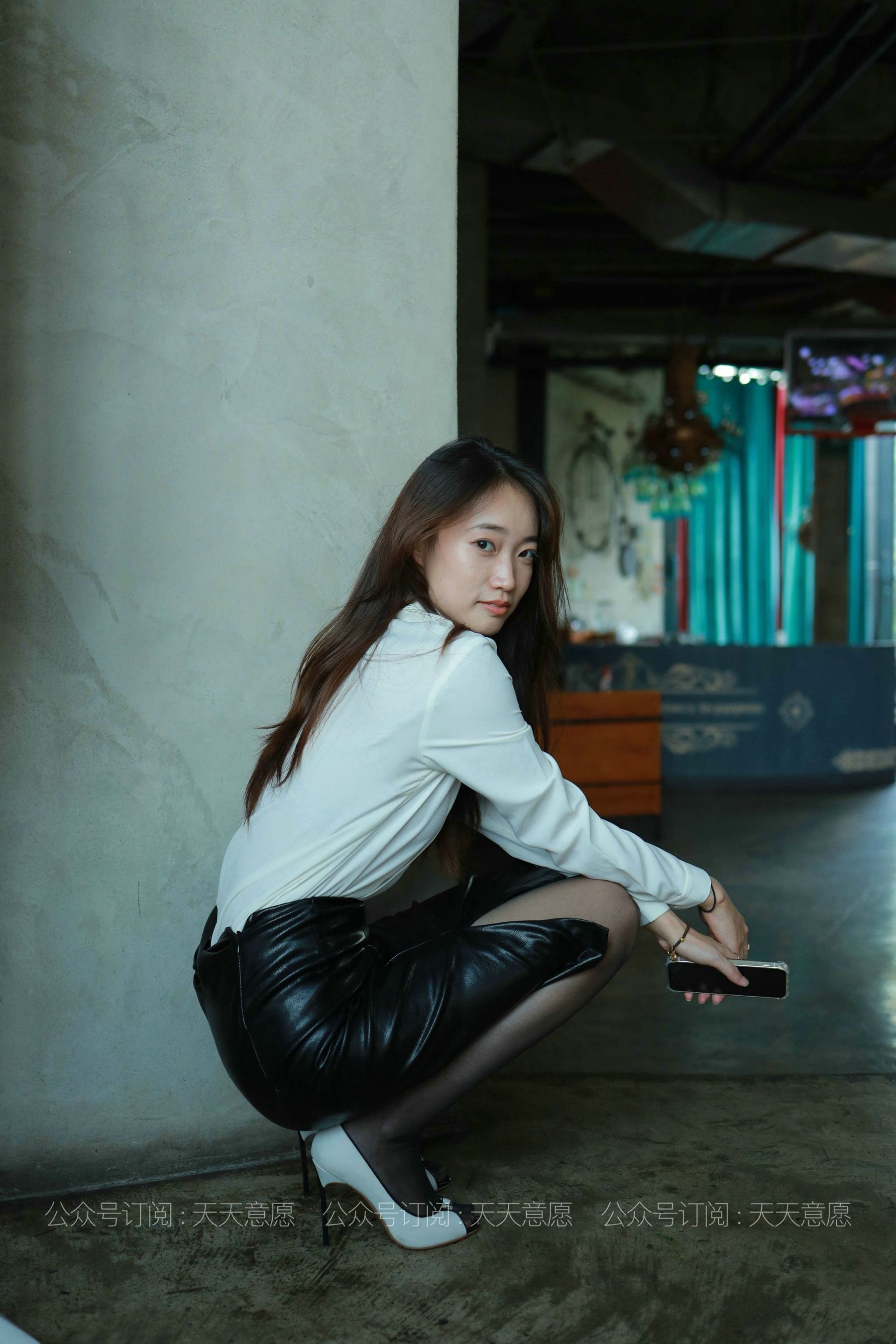 IESS Thoughts Fun Model: Xiaogao OL Black Rose