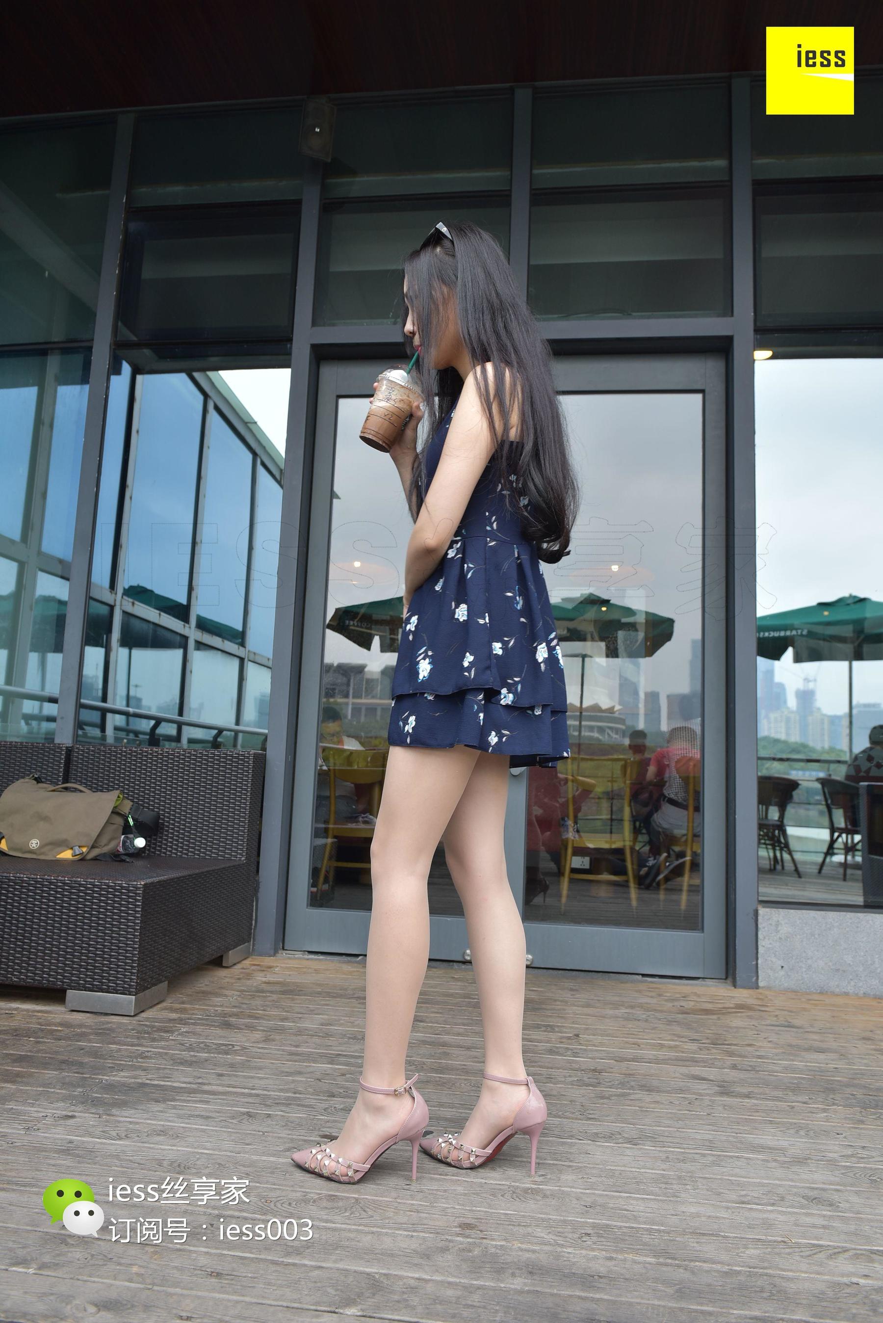 Si Xiangjia 038 Xinxin Girl in the Sun in Starbucks II IESS Thoughts and Fun