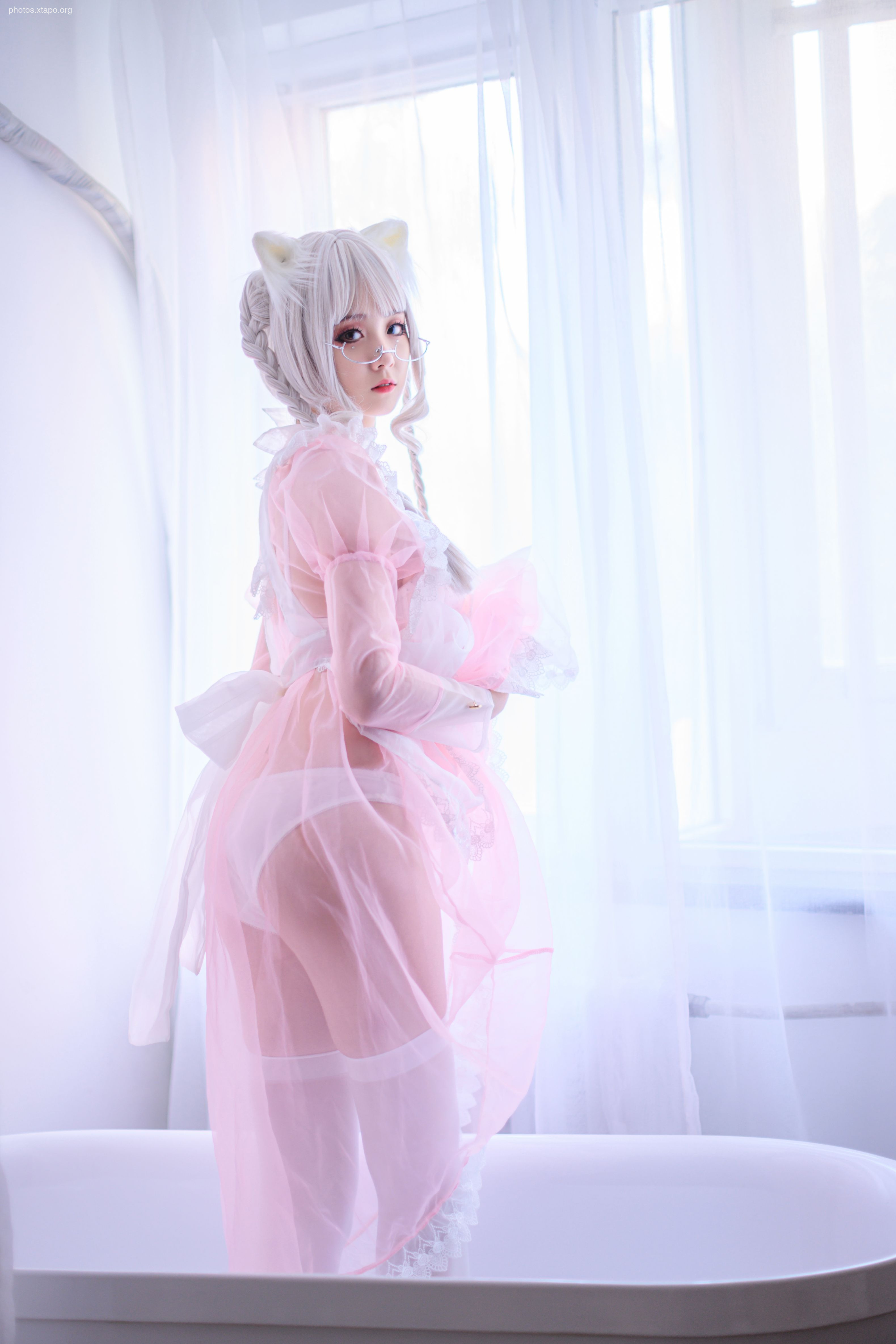 Qiu Chuchu pink transparent maid