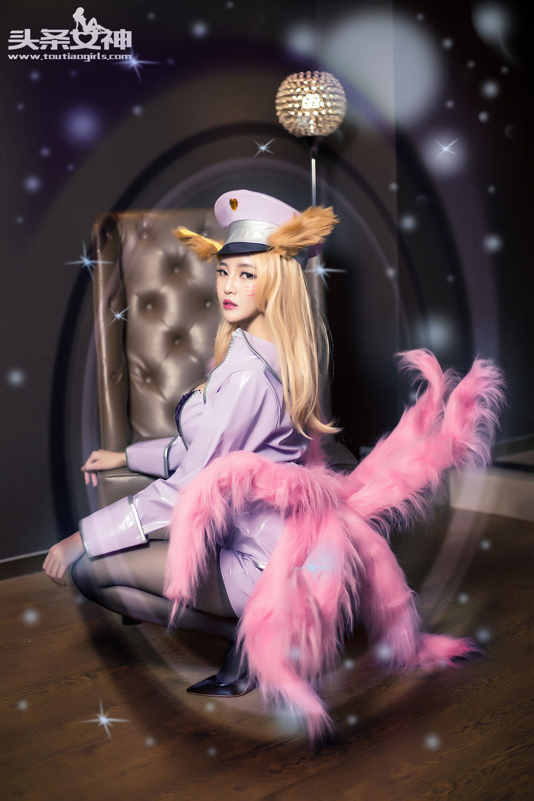 Wenxue Ajiu Jiuwei Xuebao COS Headline Goddess