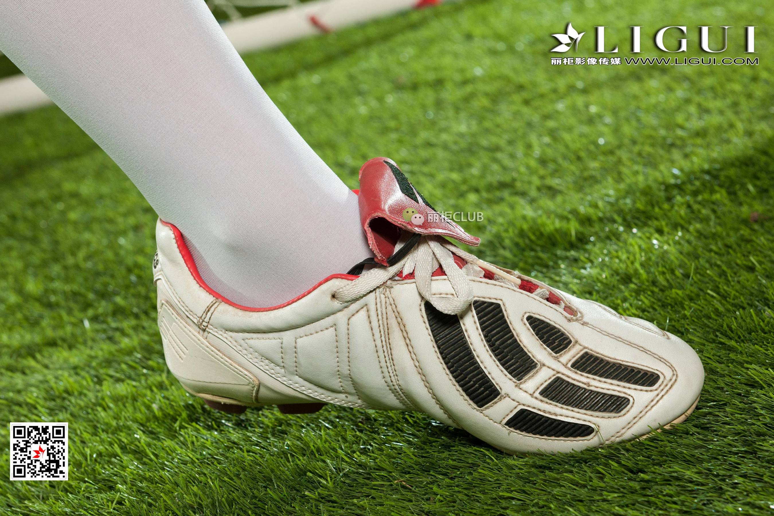 Leg Model Xiaoxiao Football Baby Silk Foot Ligui Internet beauty