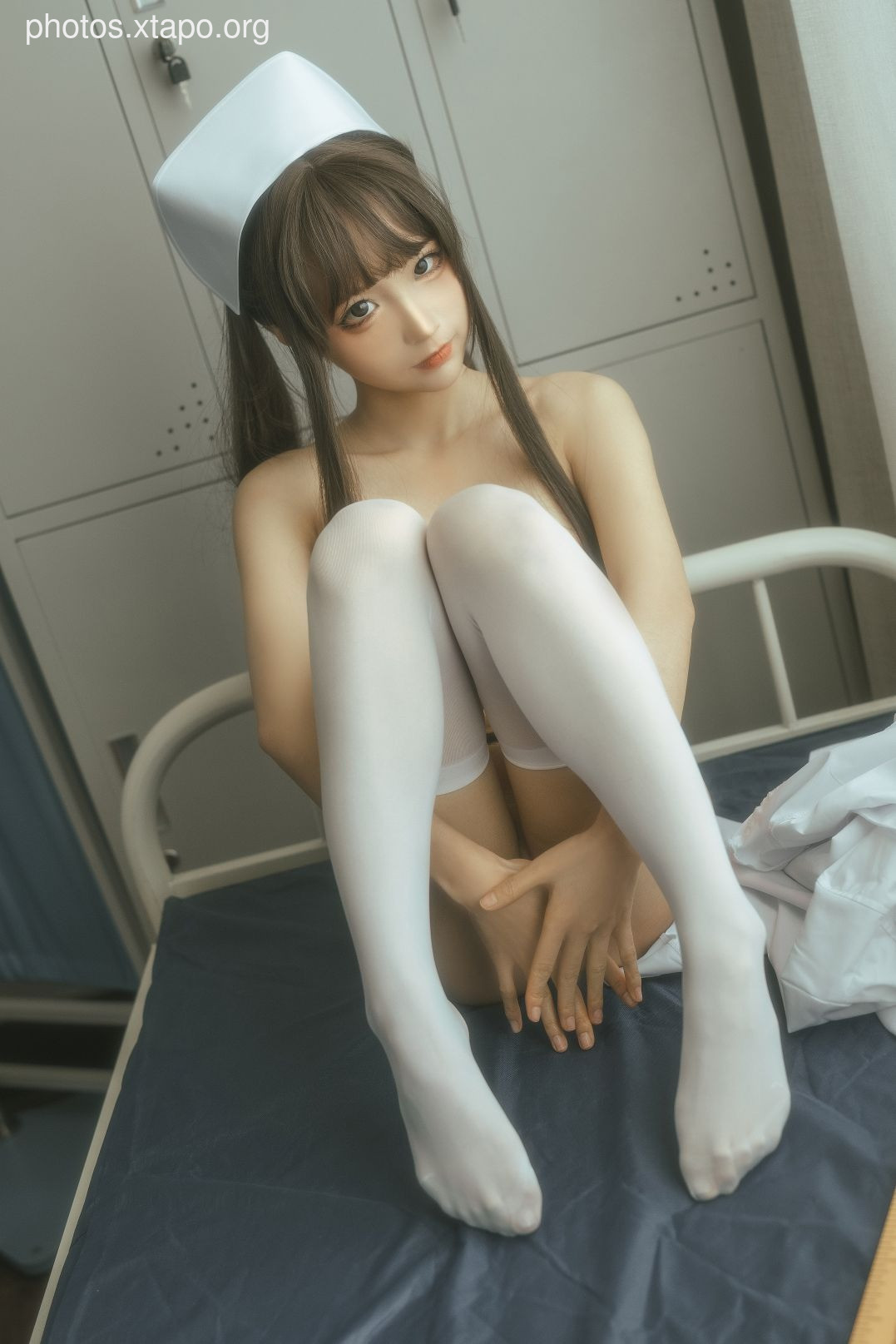 Stupid Mo Momos gentleman version 143p