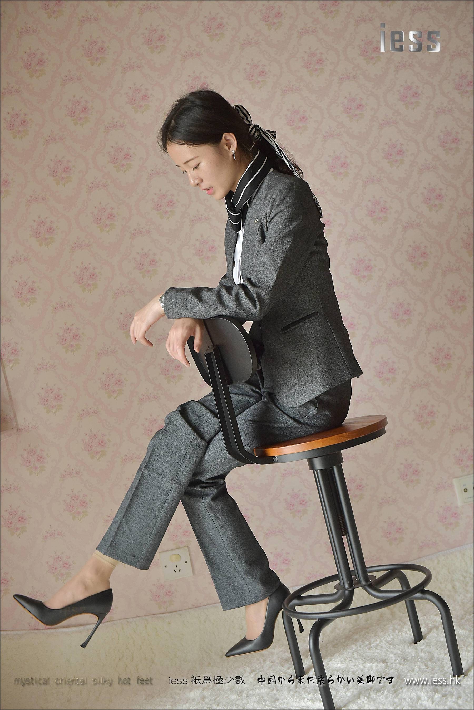 Silk Foot Bento 114 Little Six Little Six Pants Short Silk IESS Different Funbian