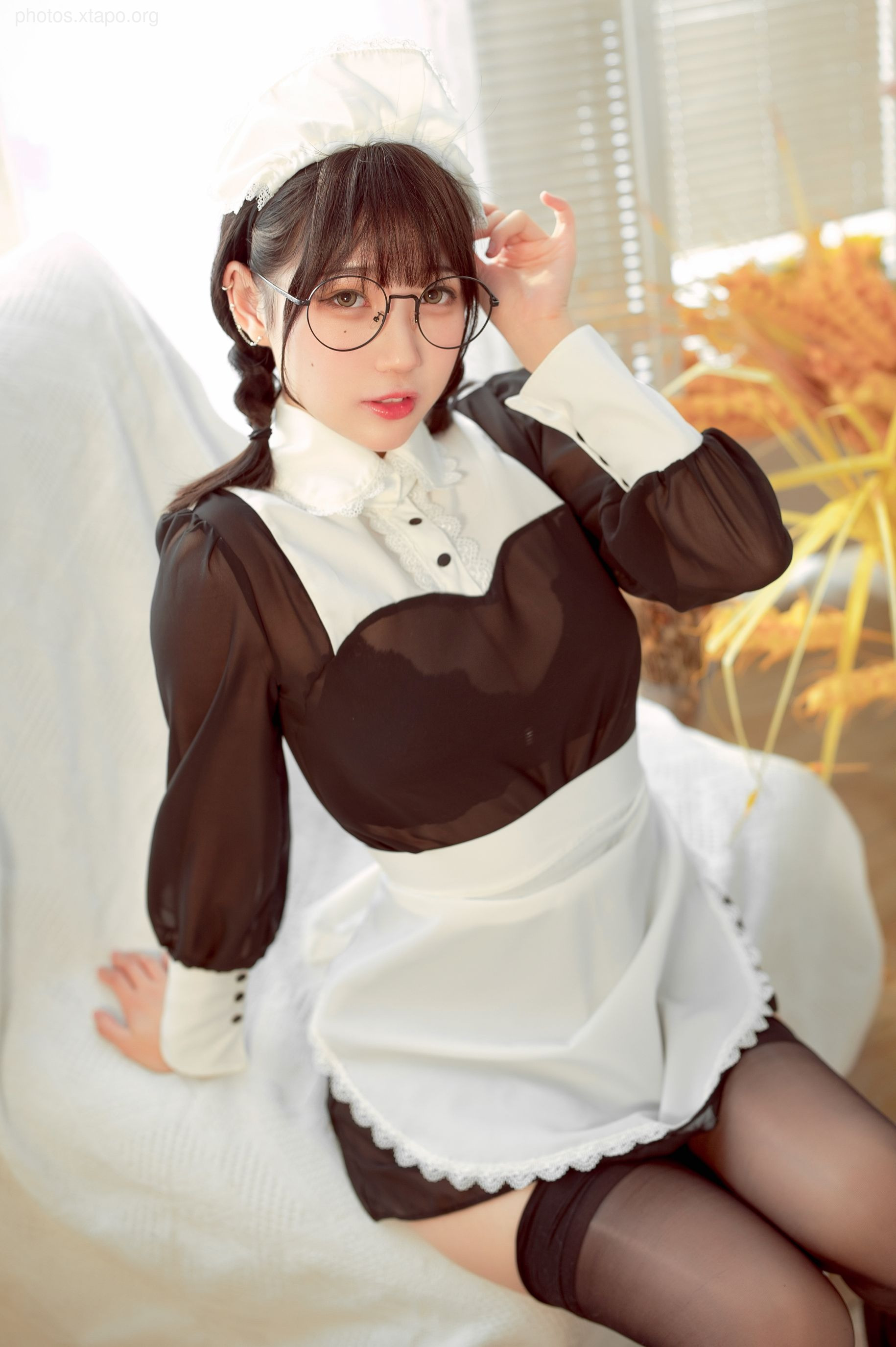 Zhou Yan is a cute rabbit-maid