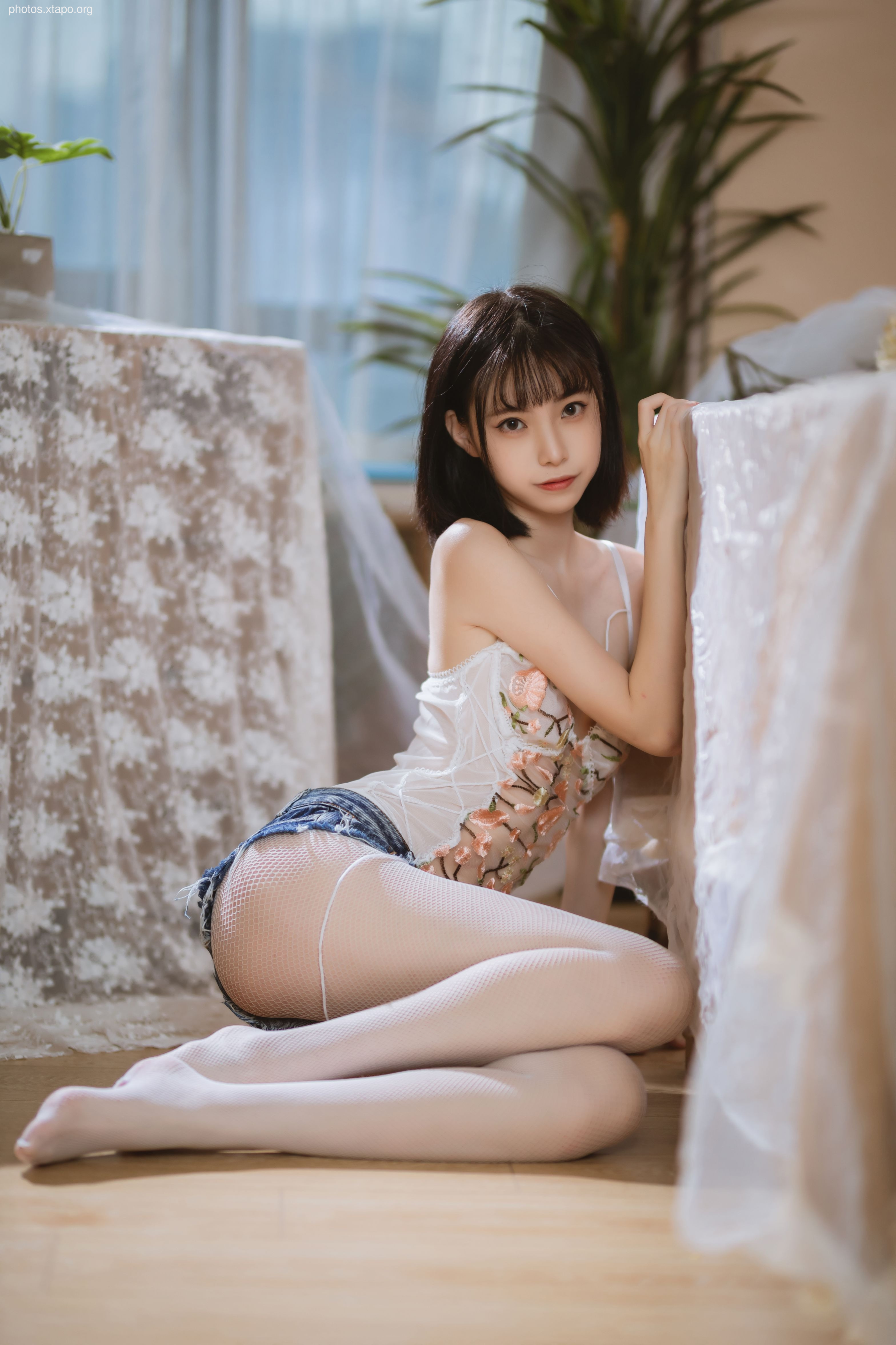 Xu Lan -pure desire denim shorts