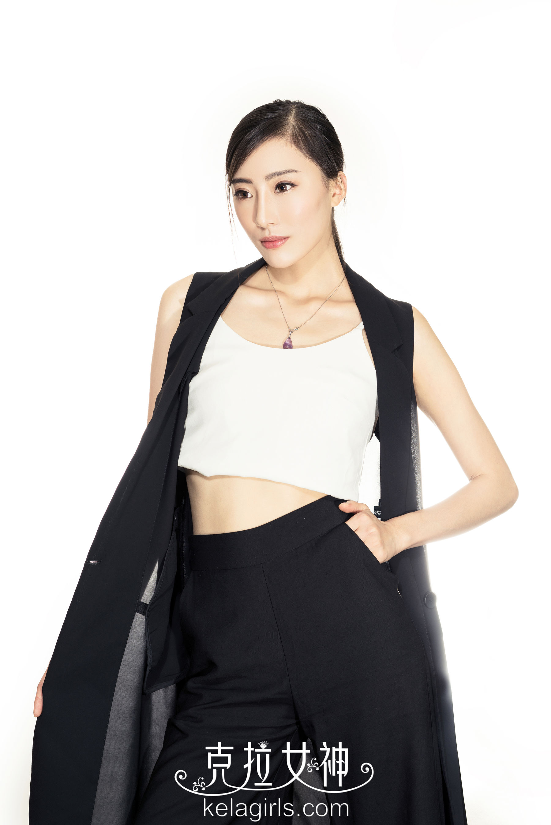 Yinger Supermodel Love Newsman Crane Goddess