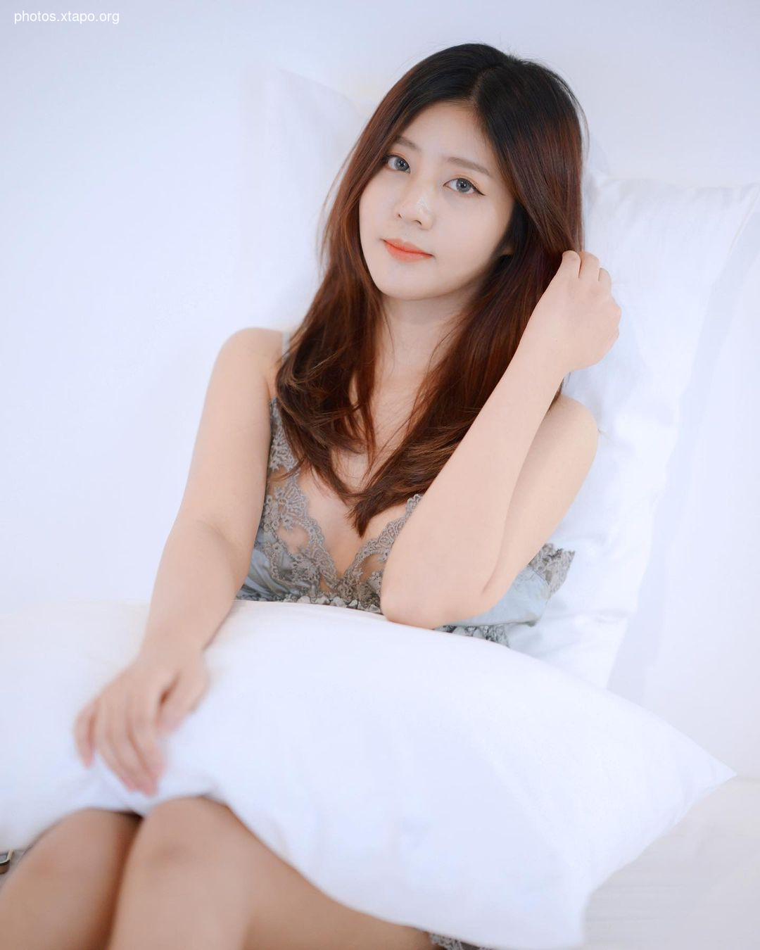 Newze Chic (mostly playing AIG)