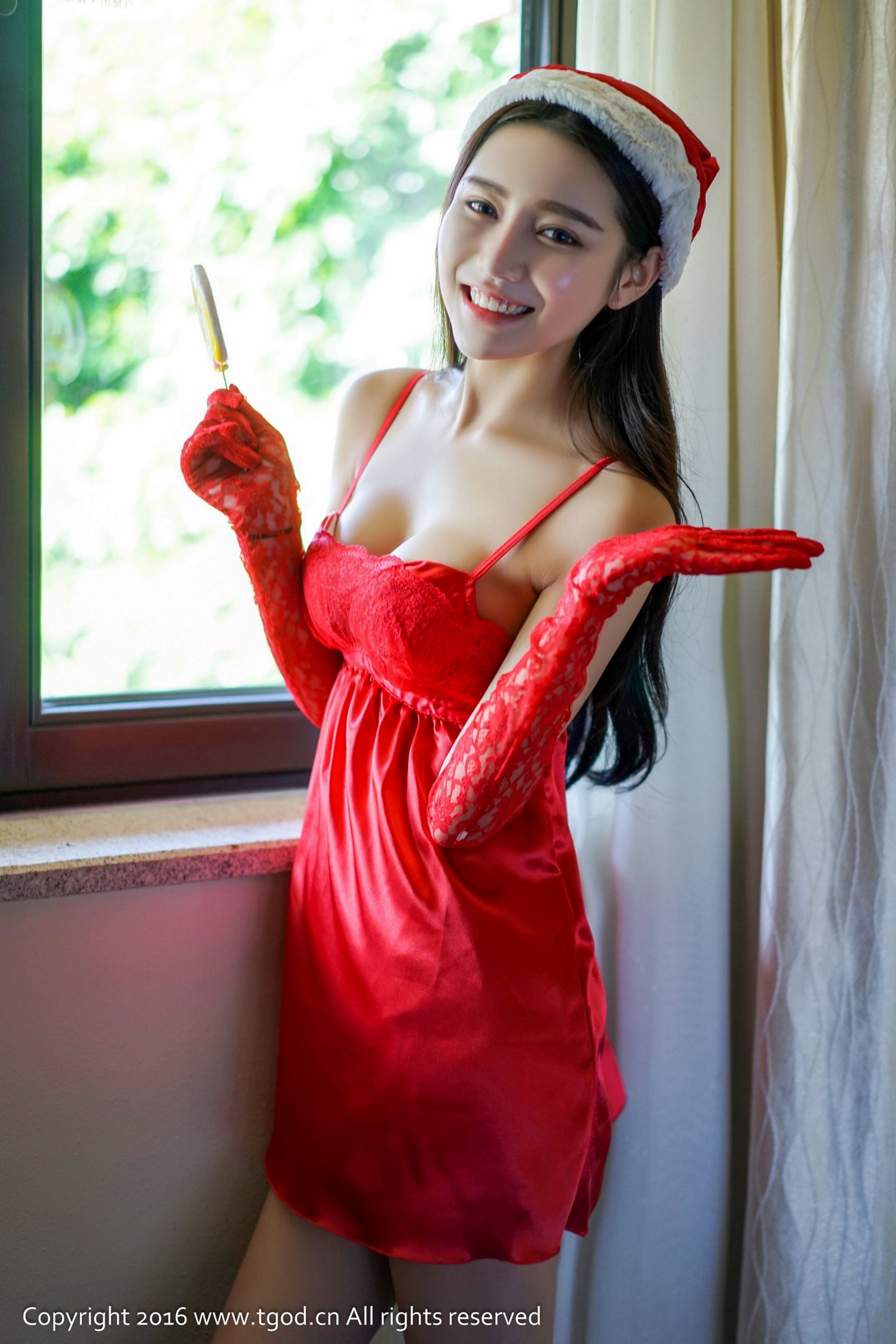 Xu Yanxin Mandy Angel -like smile Maid Christmas costume Push Goddess TGOD