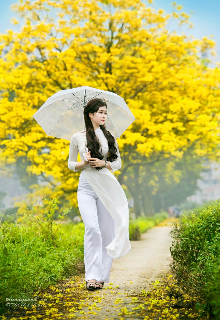 The road, between the pain The pain is just enough to miss each other, smile | Like ca