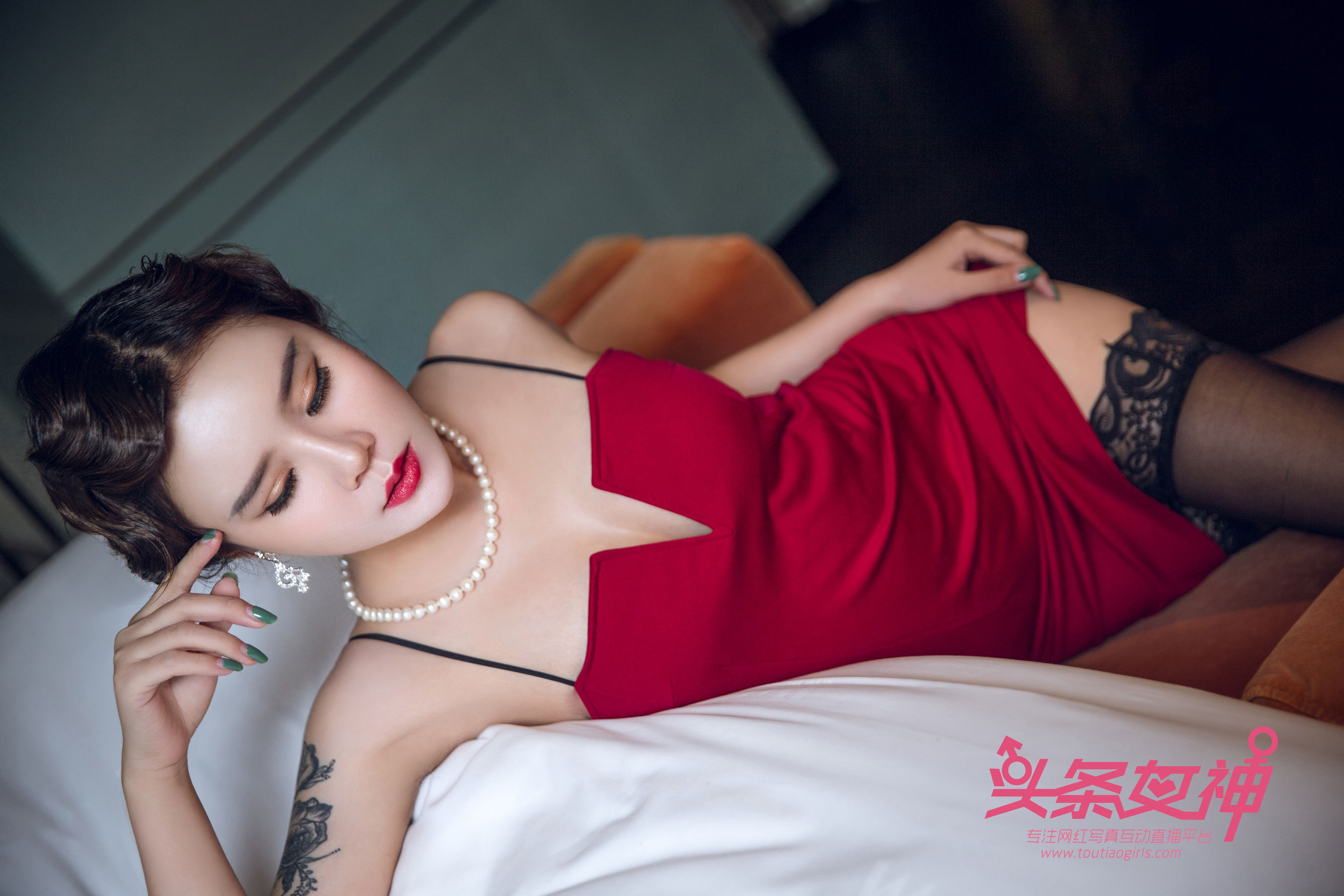 Elysha Night Shanghai Cheongsam LOGO Toutiao