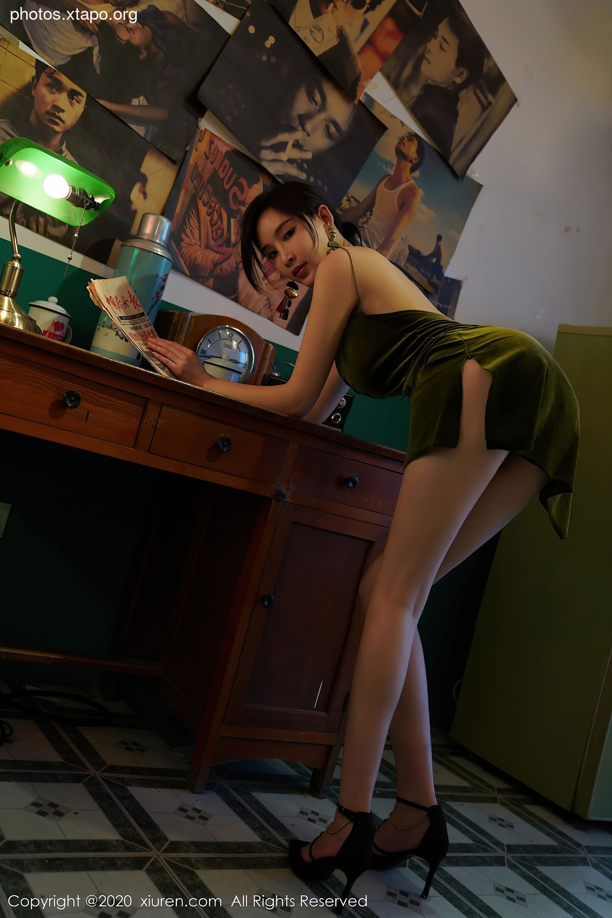 Xiuren 2477 Zhou Yanxi