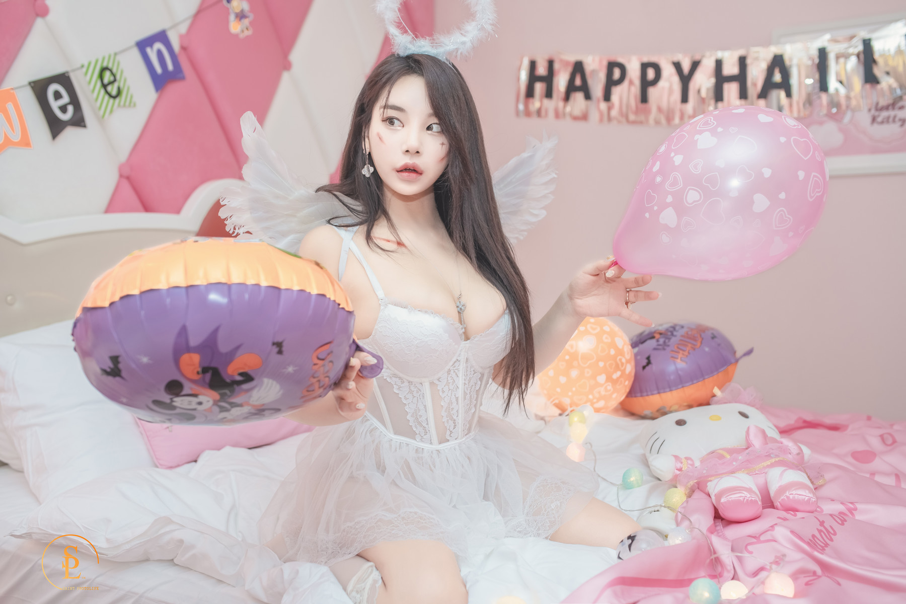 Zzyuri 쮸리, [SAINT Photolife] Pink Halloween