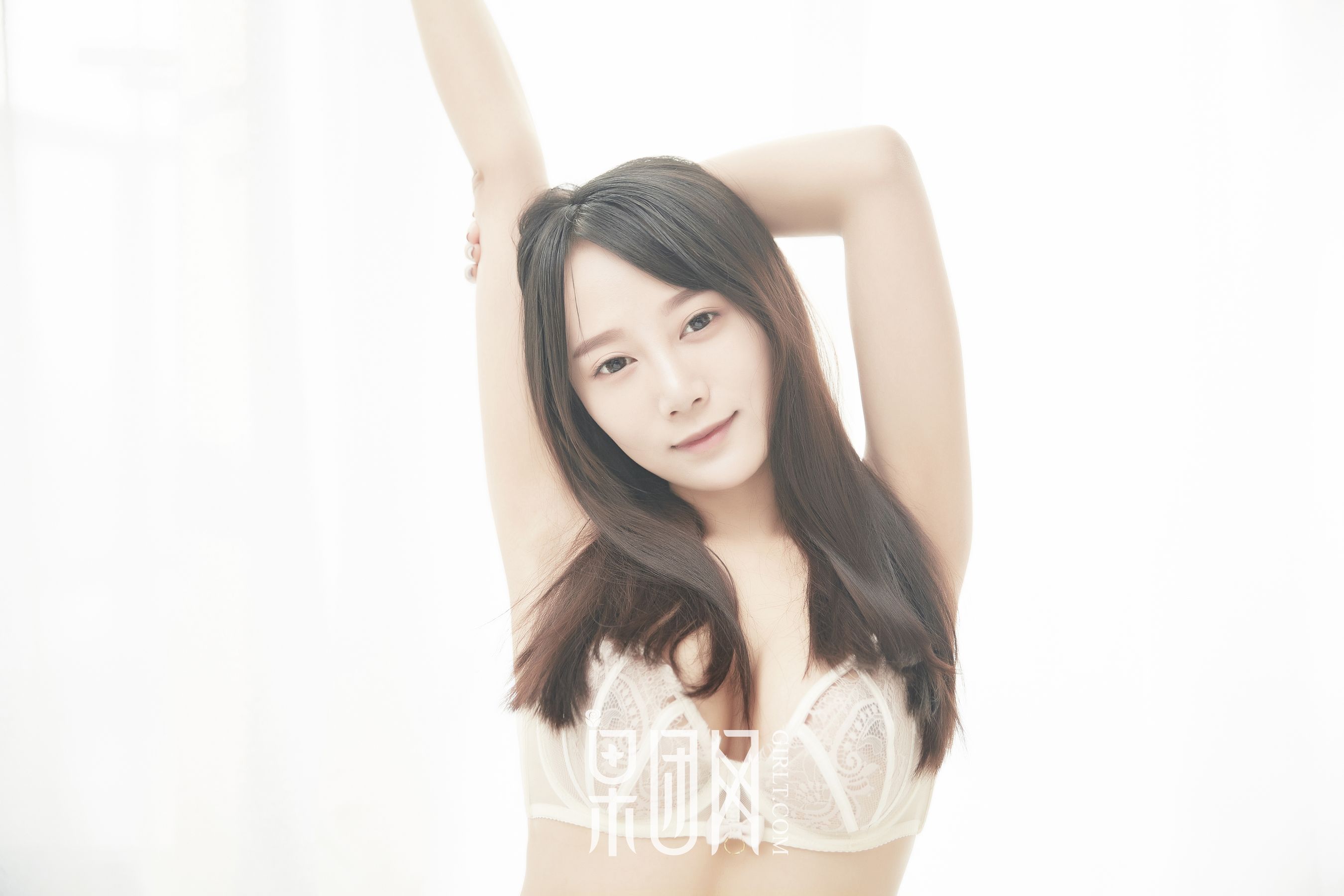 He Jiaying Pure Girl fruit group Girlt No.116