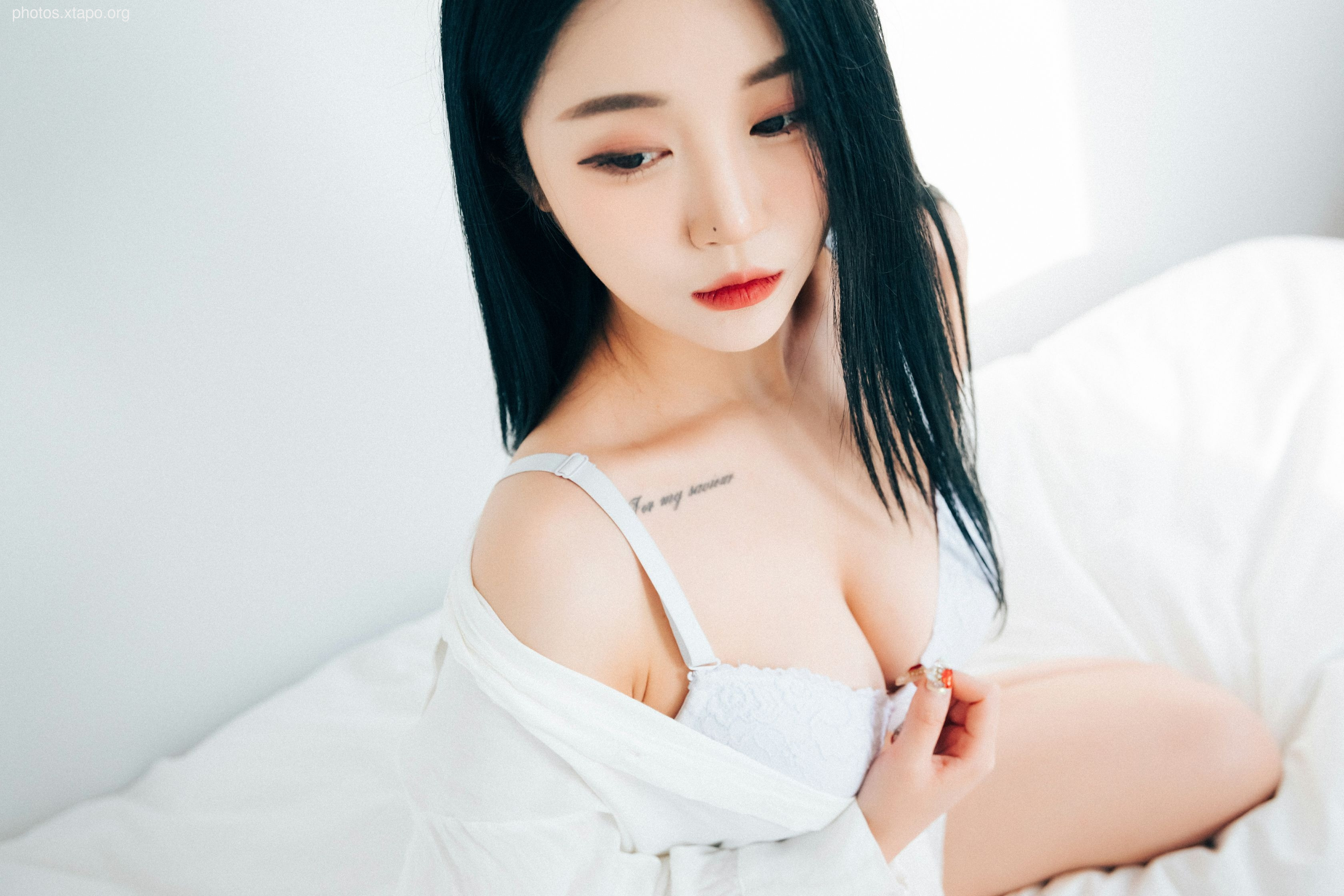 Bomi (보미) - LOOZY The undress 69P-906MB