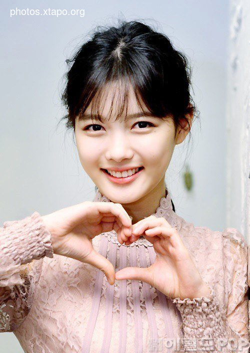 Kim Yoo Jung Kim,