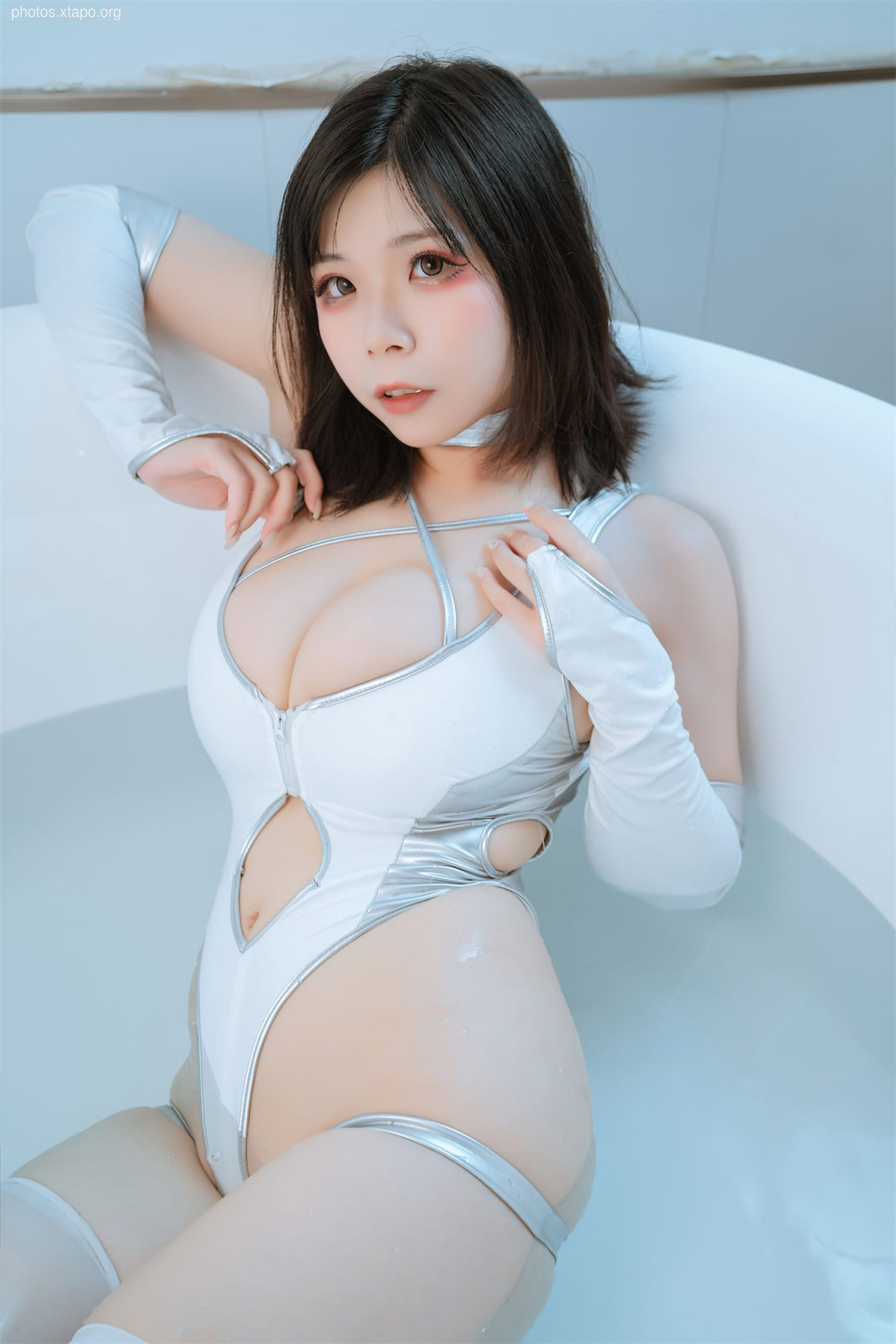 Wuyan Little Angel Play Water Swimming 62P-390MB