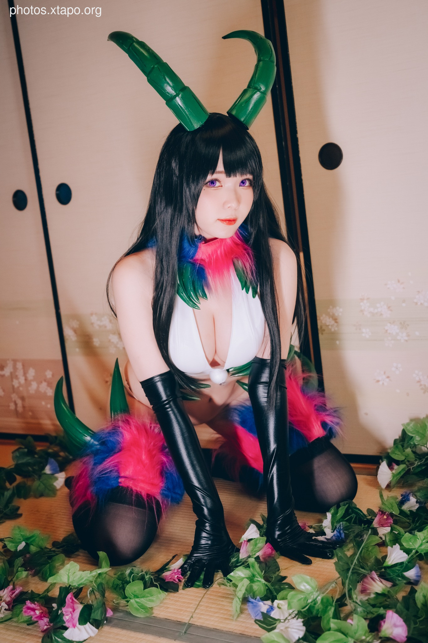 Shimotsuki SHIMO ANE NARU MONO CHIYO PHOTOBOOK 85P-119MB