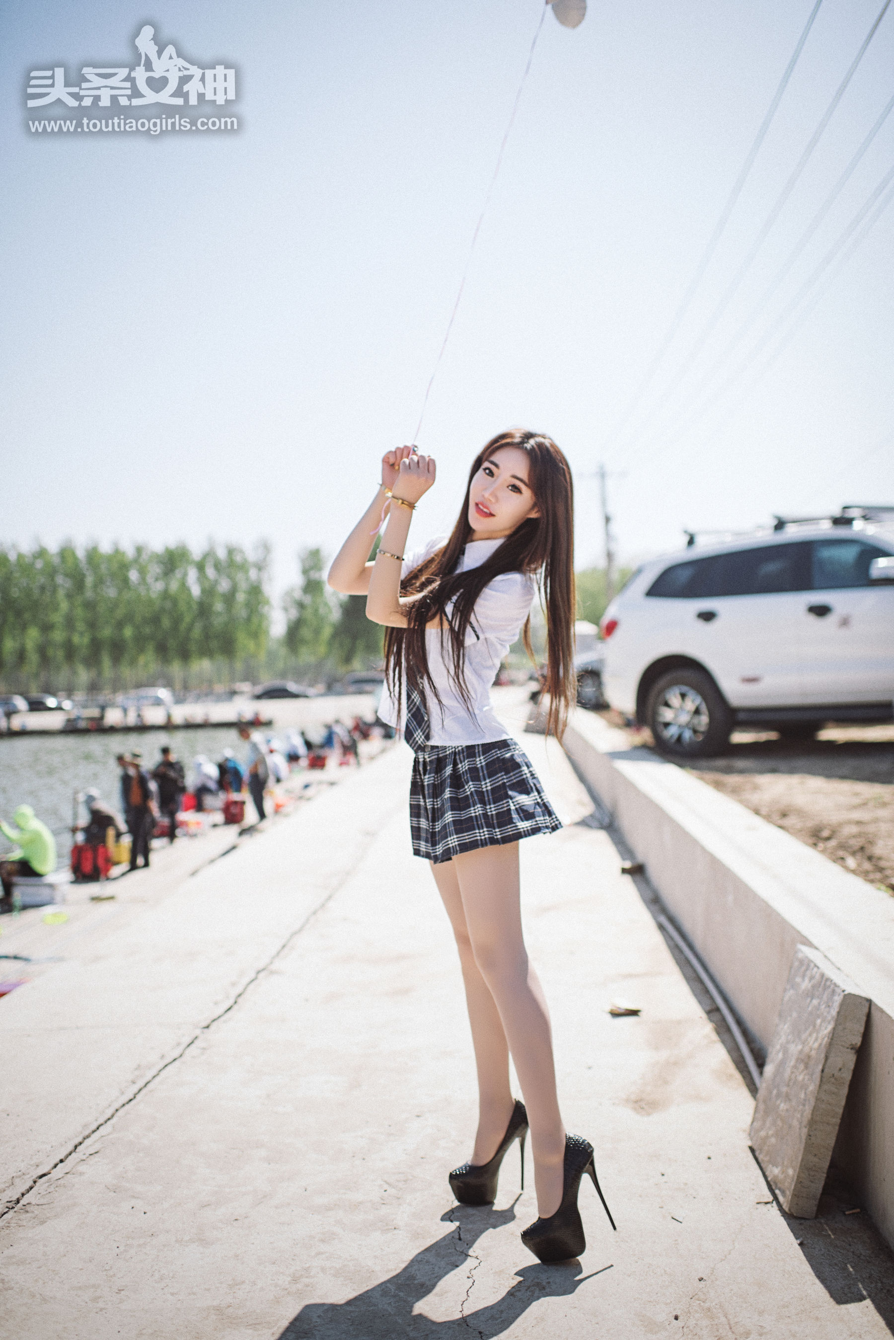 Fan Anni Experience Girl Headline Goddess