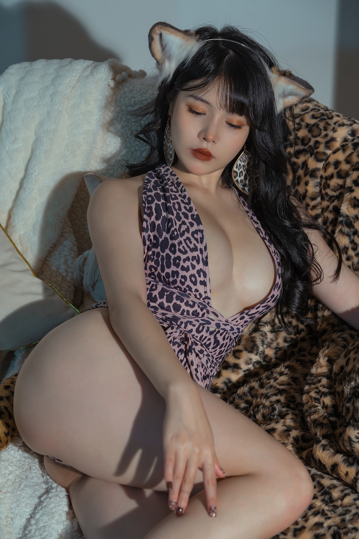 Cosplay July Meowth Fantasy Beast Girl Collection Lunar Eclipse Czechia