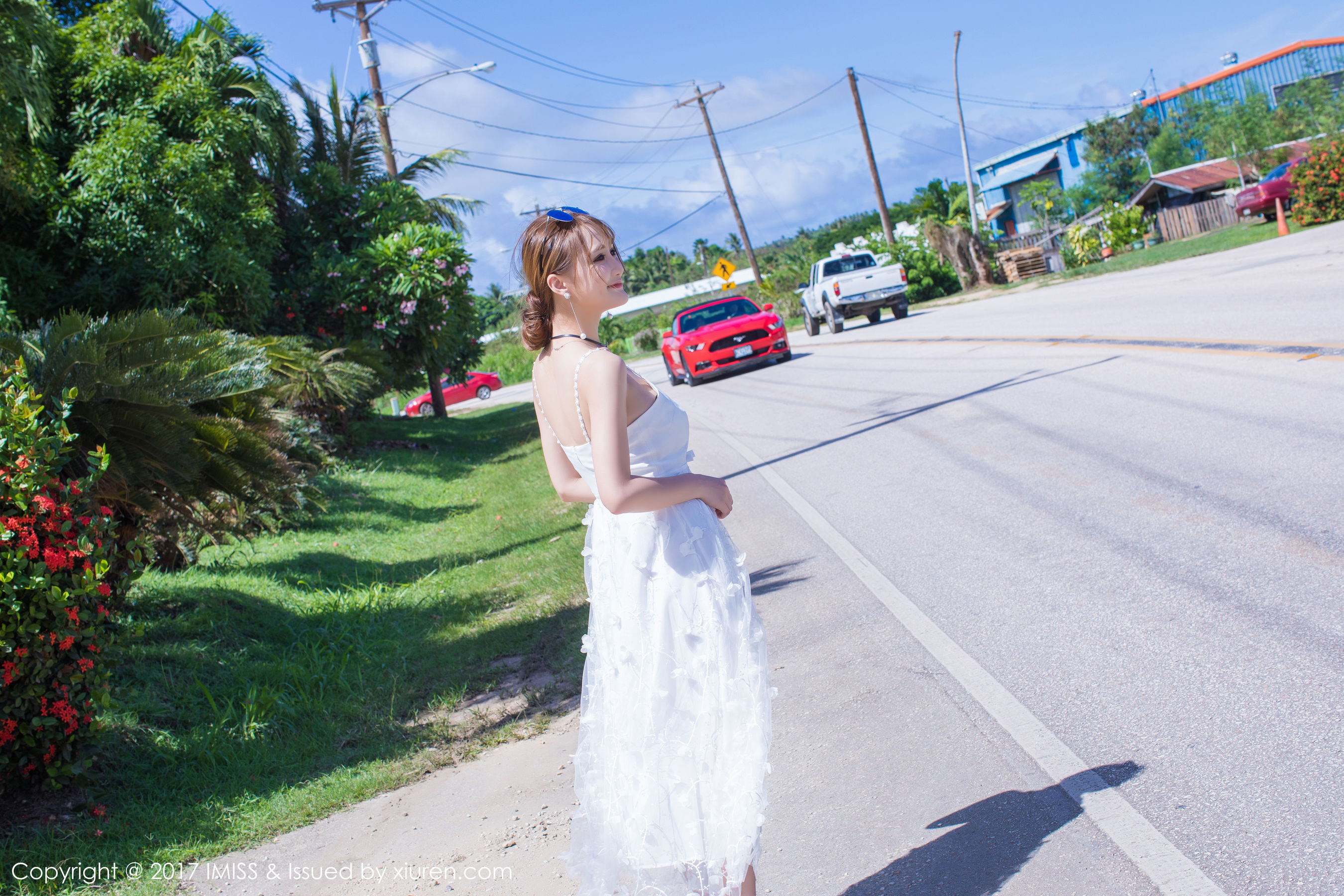 Vivian Sexy OLFresh White Skirt Ai Mishe IMISS VOL.191