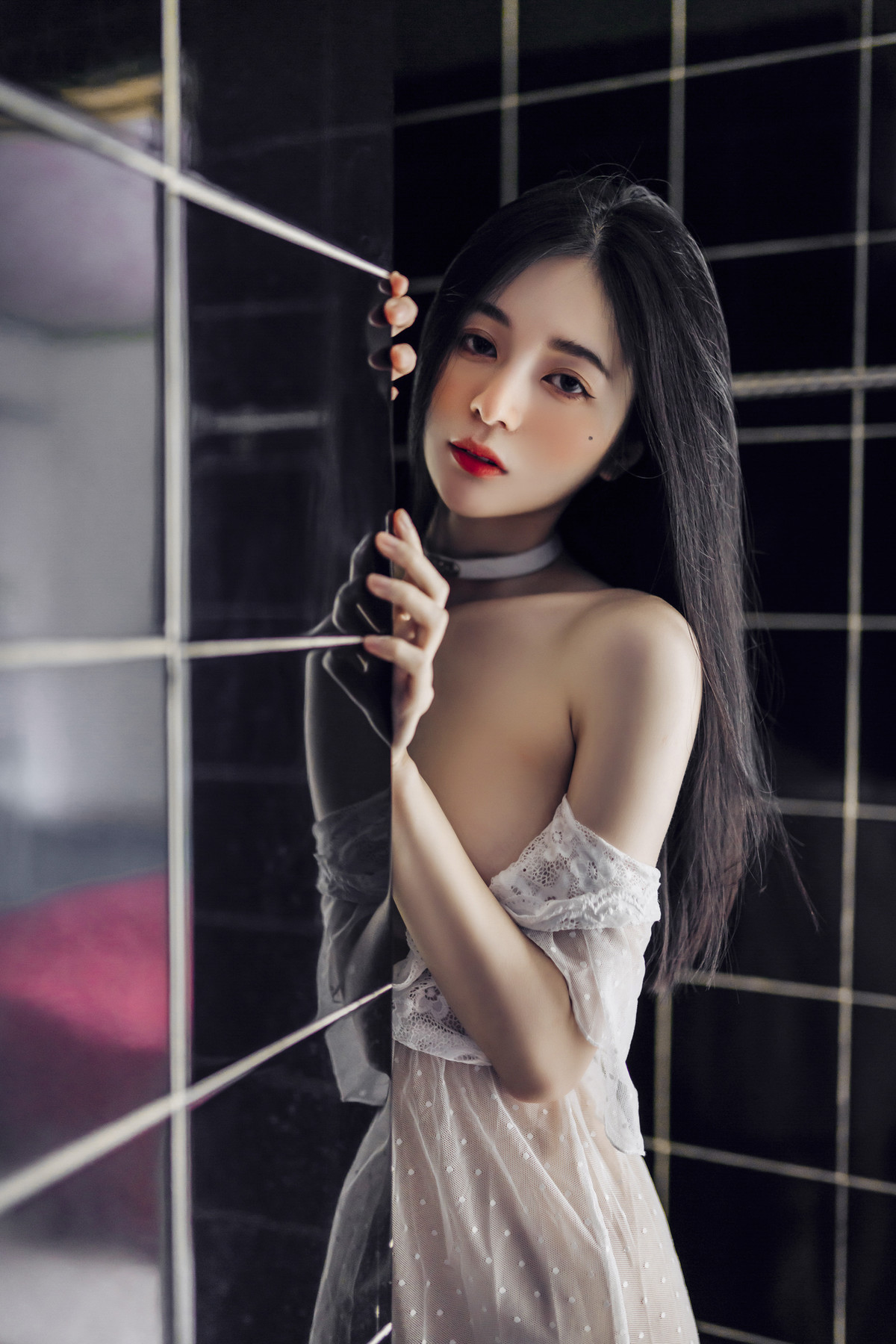 Xian Xianchen’s long-awaited solo photo? A sincere and super rich photo, completely nude and six sets of clothes, an explosive sexy girlfriend Chenchen Vol.01