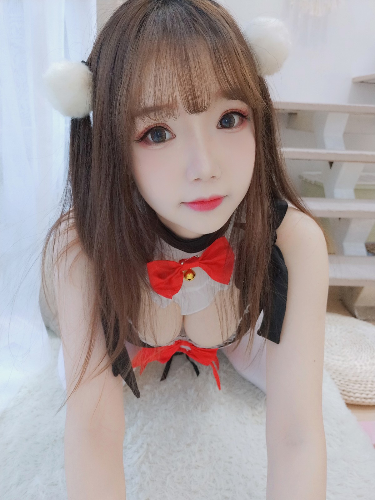 Anime blogger Xueqing ASTRA Lantern Festival Xuebao theme private sexy black underwear with white stockings show perfect body temptation photo 60p