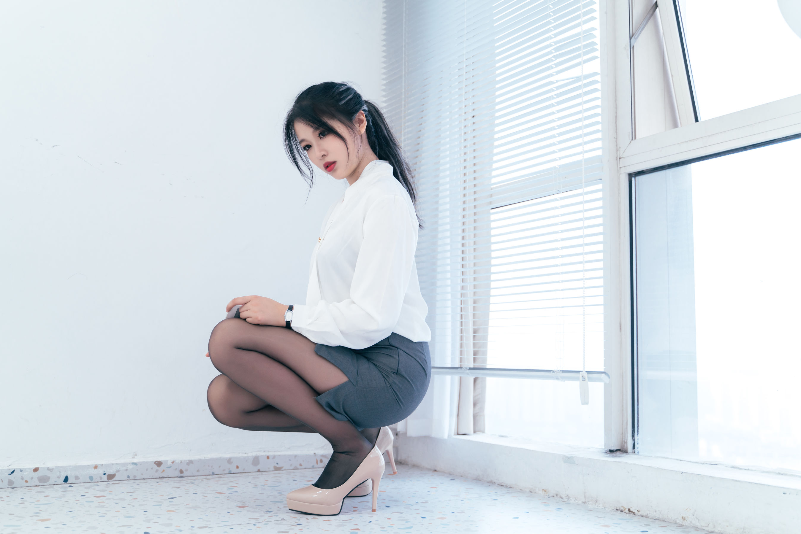 Net Red Coser Photo Sister Xuan Xiao -OL private socks temptation