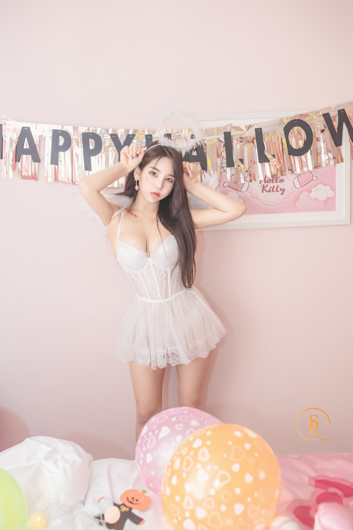Zzyuri 쮸리, [SAINT Photolife] Pink Halloween