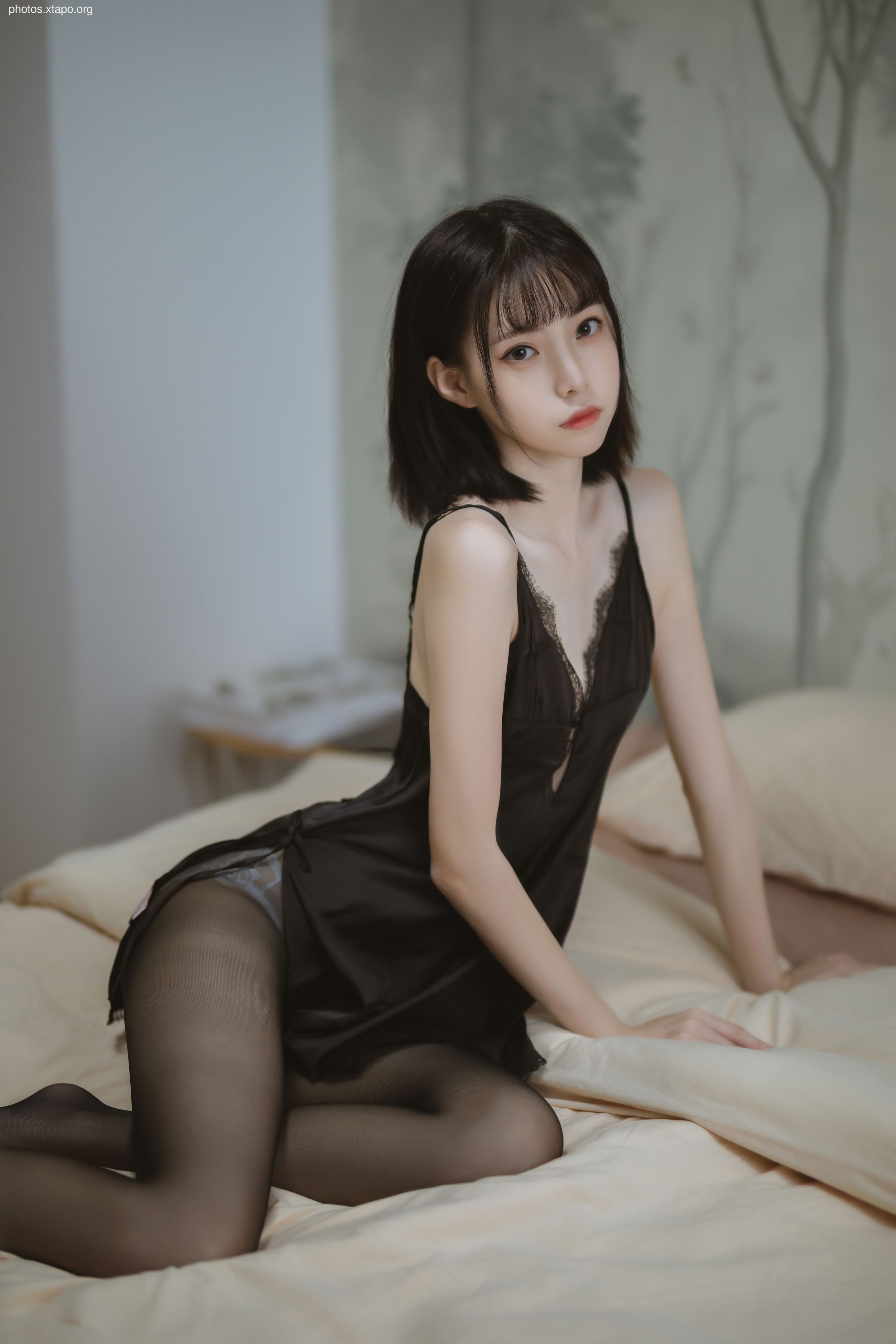 Xu Lan Lan -Black lace pajamas 40p -585MB