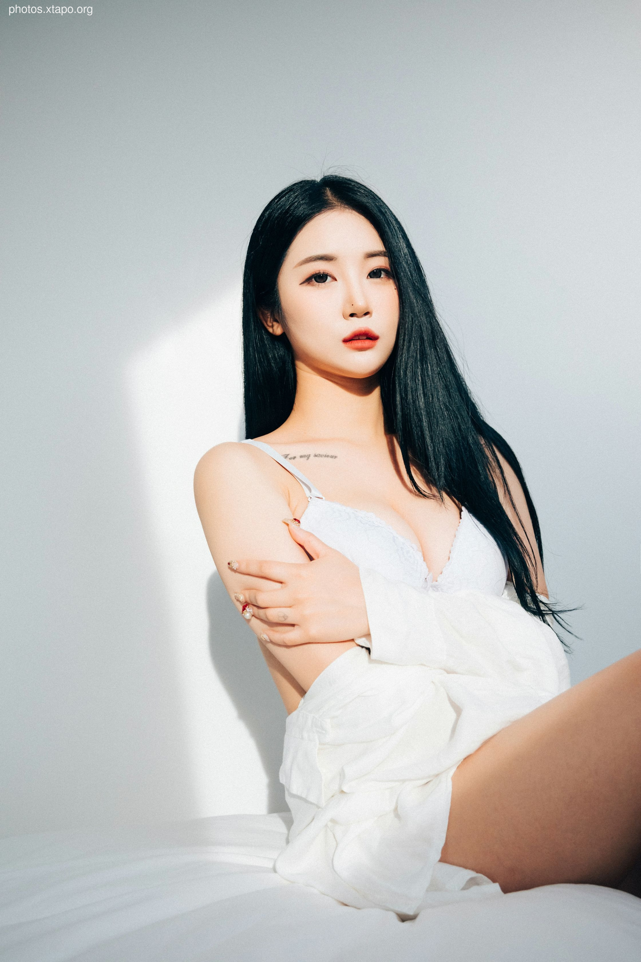 Bomi (보미) - LOOZY The undress 69P-906MB