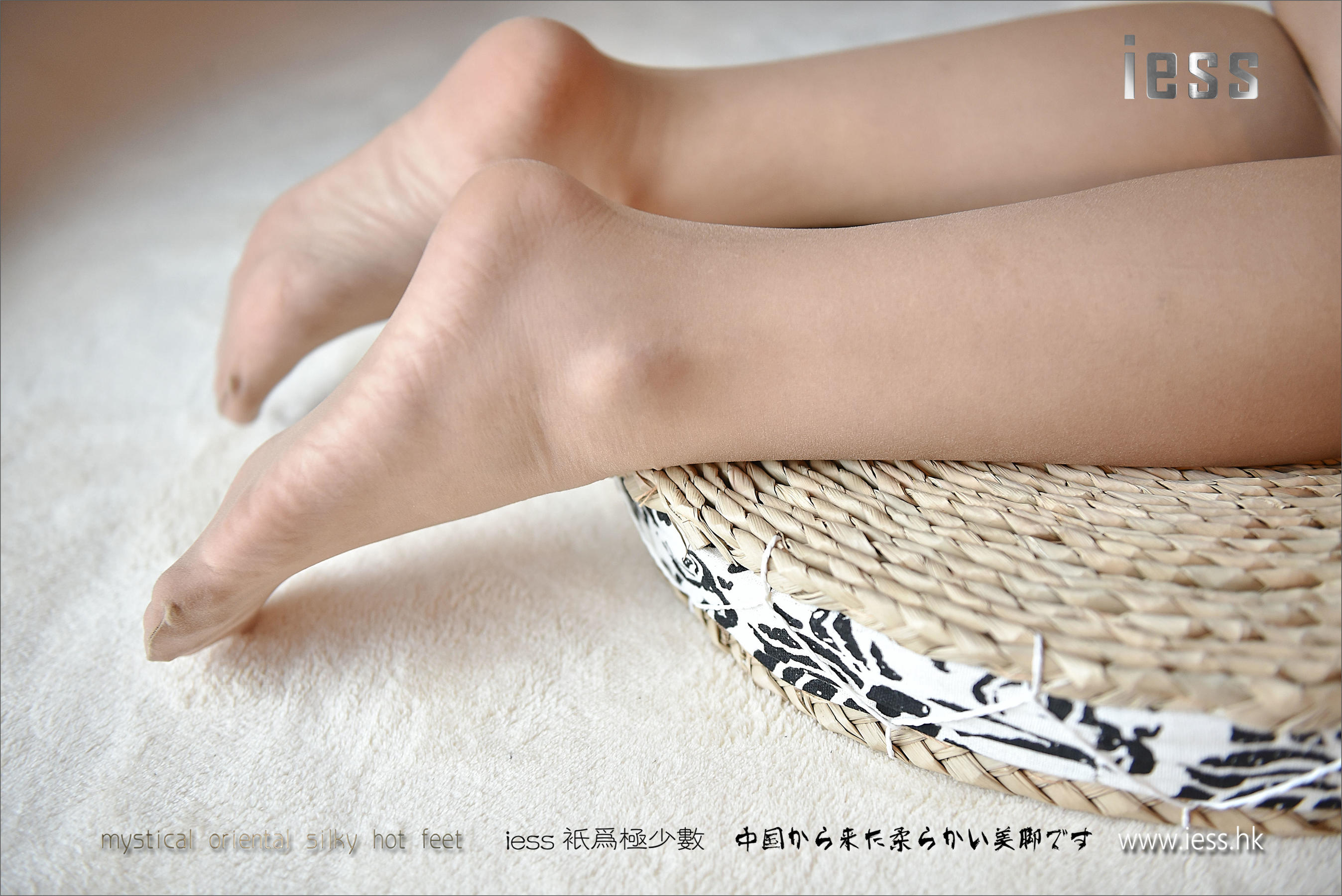 Silk Foot Bento 082 Kiki Part 2-1 of the Uniform Series-1 IESS Thoughts