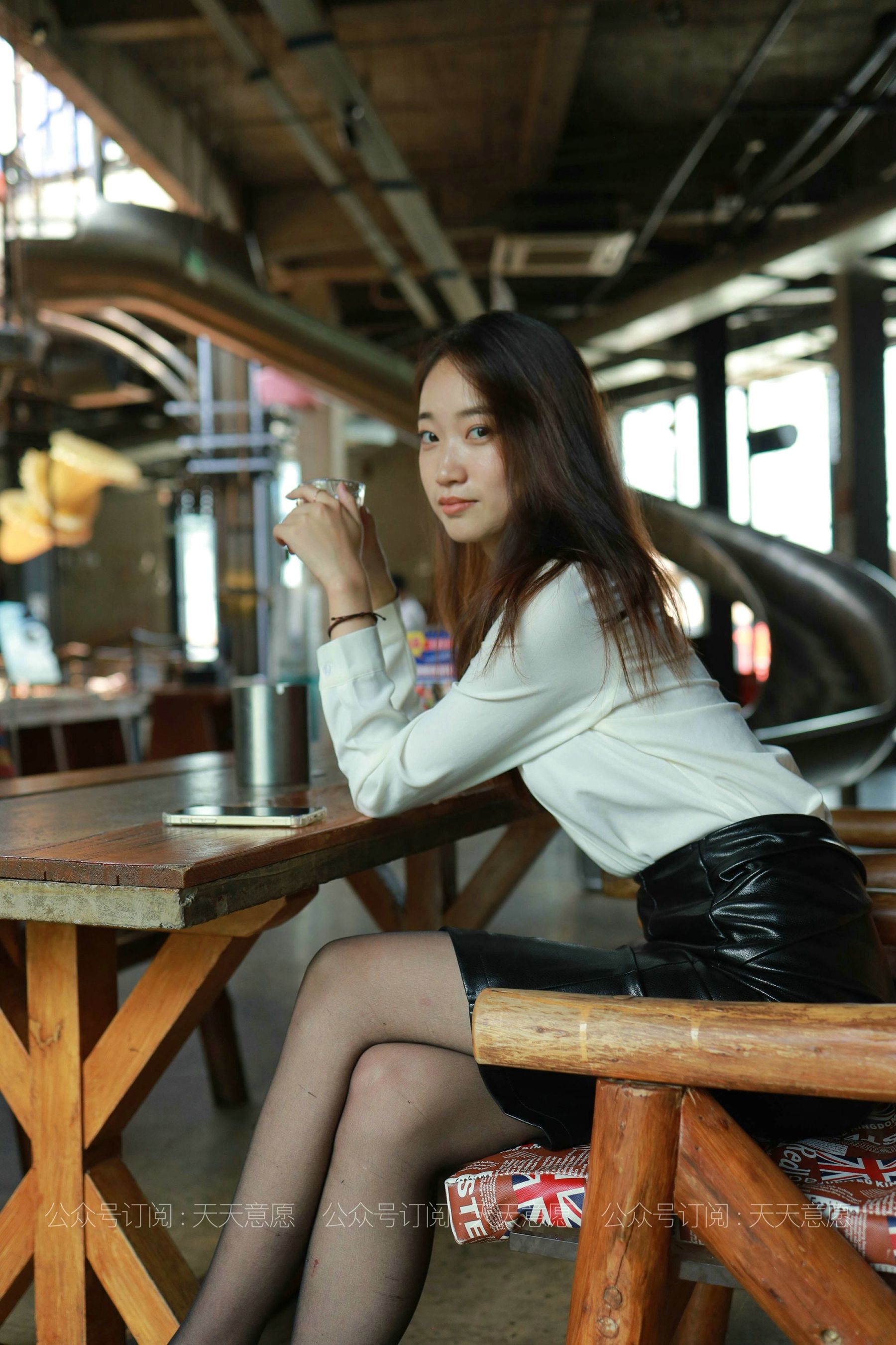 IESS Thoughts Fun Model: Xiaogao OL Black Rose