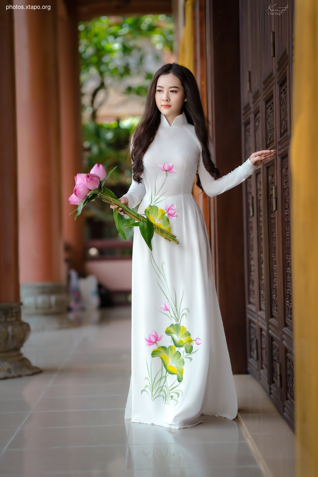 Sen Ao Dai
