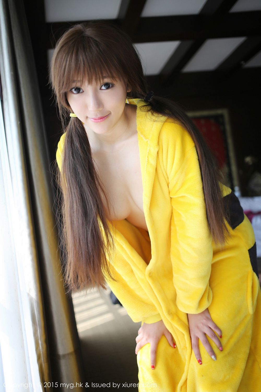 Wang Xinyao Yanni Thailand's Chiang Mai Brigade street shotbathrobePikachu Miyuan Pavilion Mygirl VOL.095