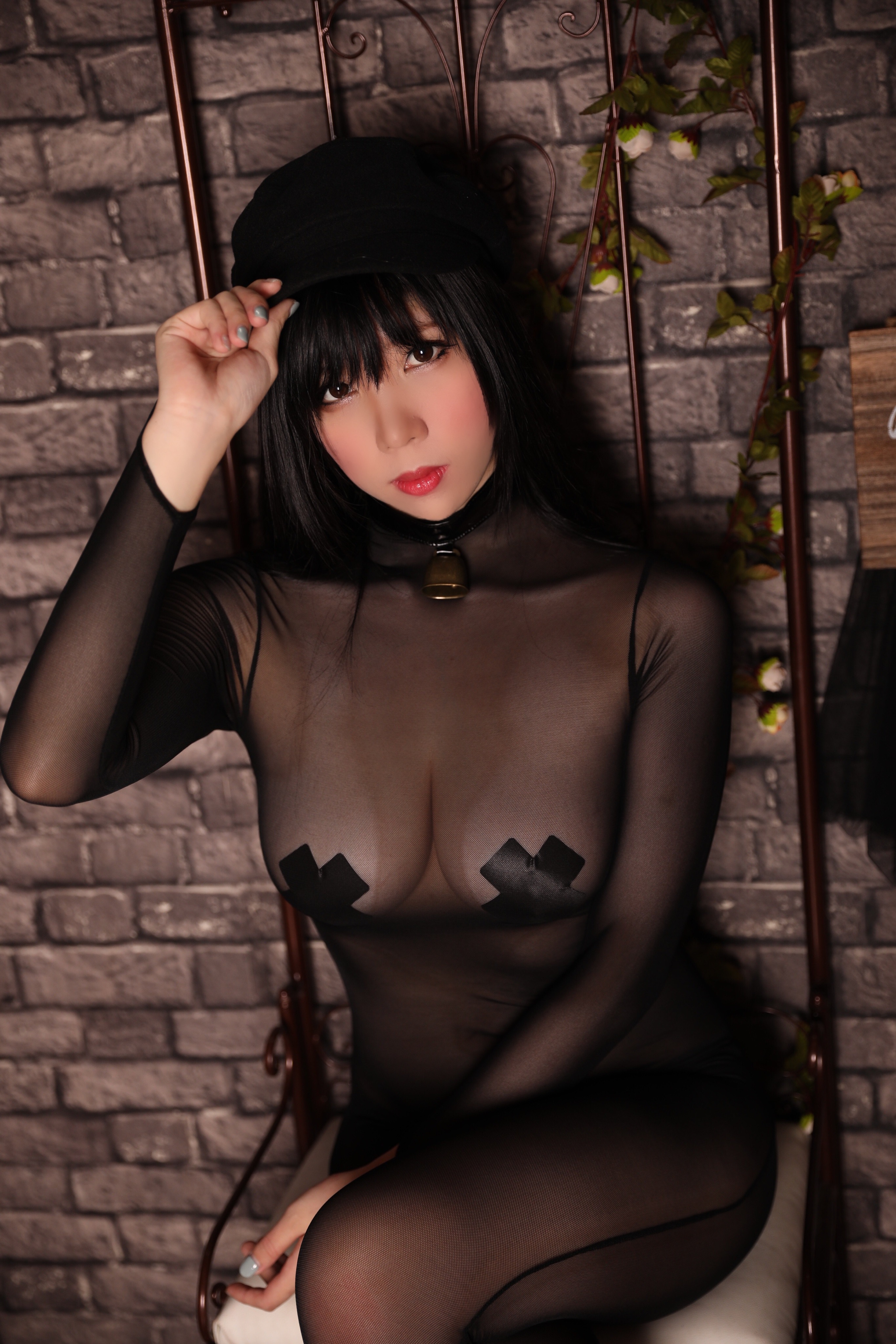 Lu Yexi Vol.03 Black Silk Suit 149P-443MB