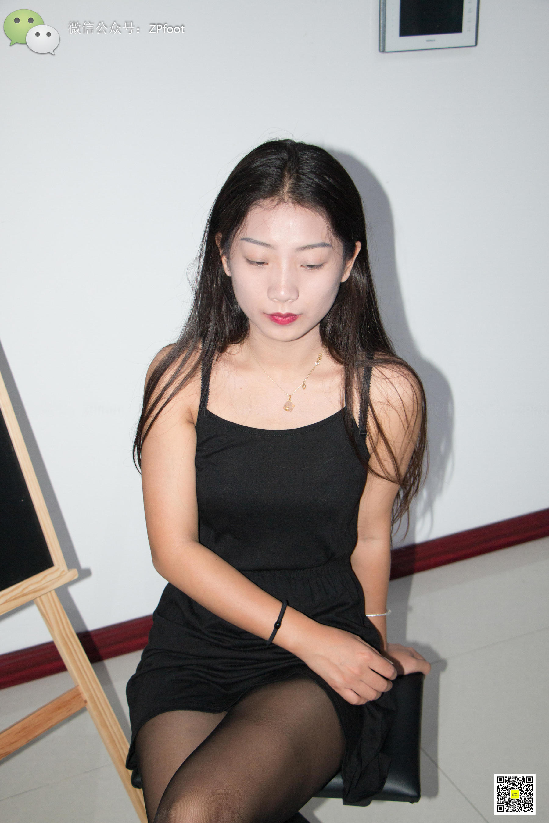 Mountain Tea Photography LSS NO.009 Black silk of peony peony