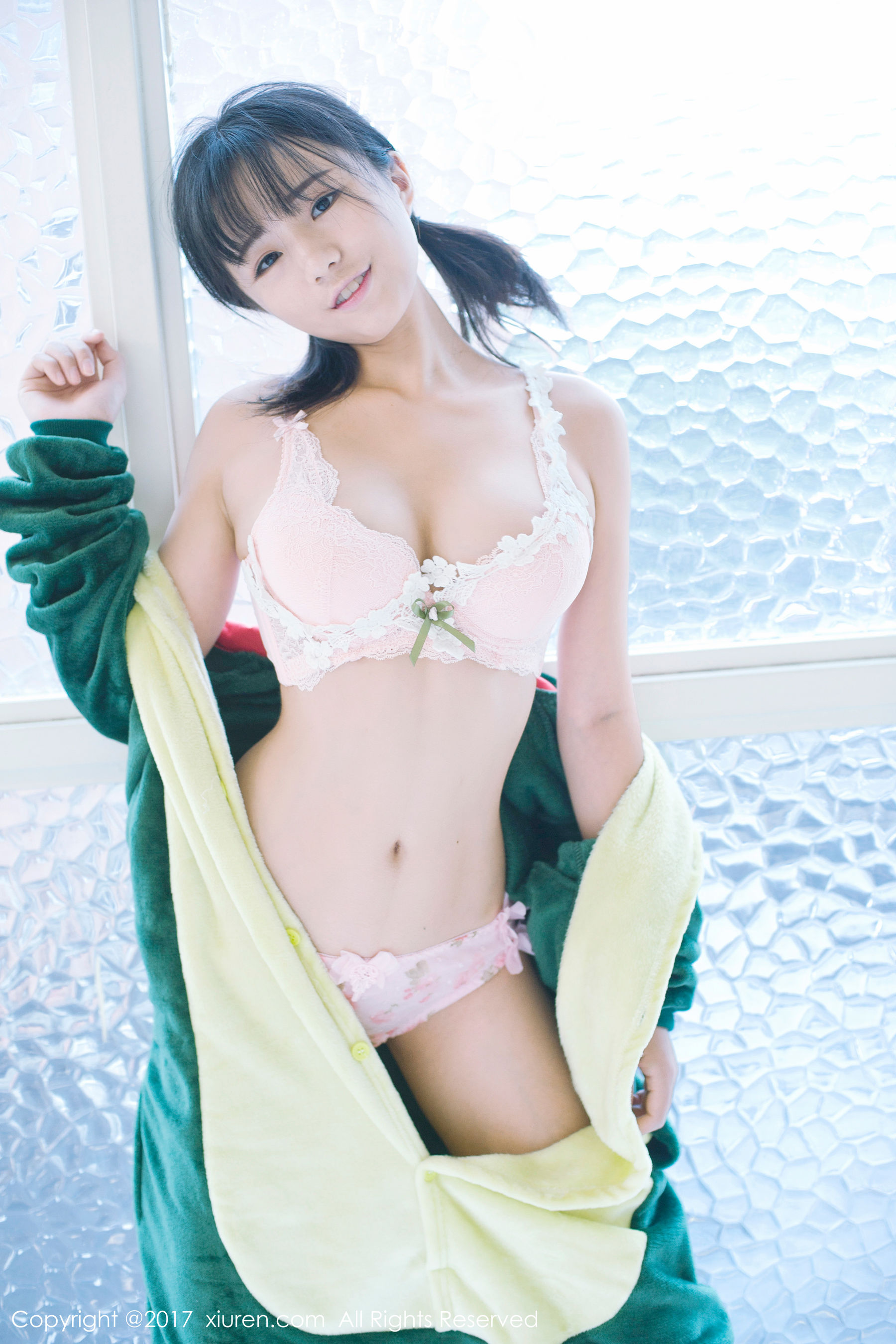 Kurai Yuka Little Strawberry Small Series and Little Dinosaur Robe Xiuren No.831