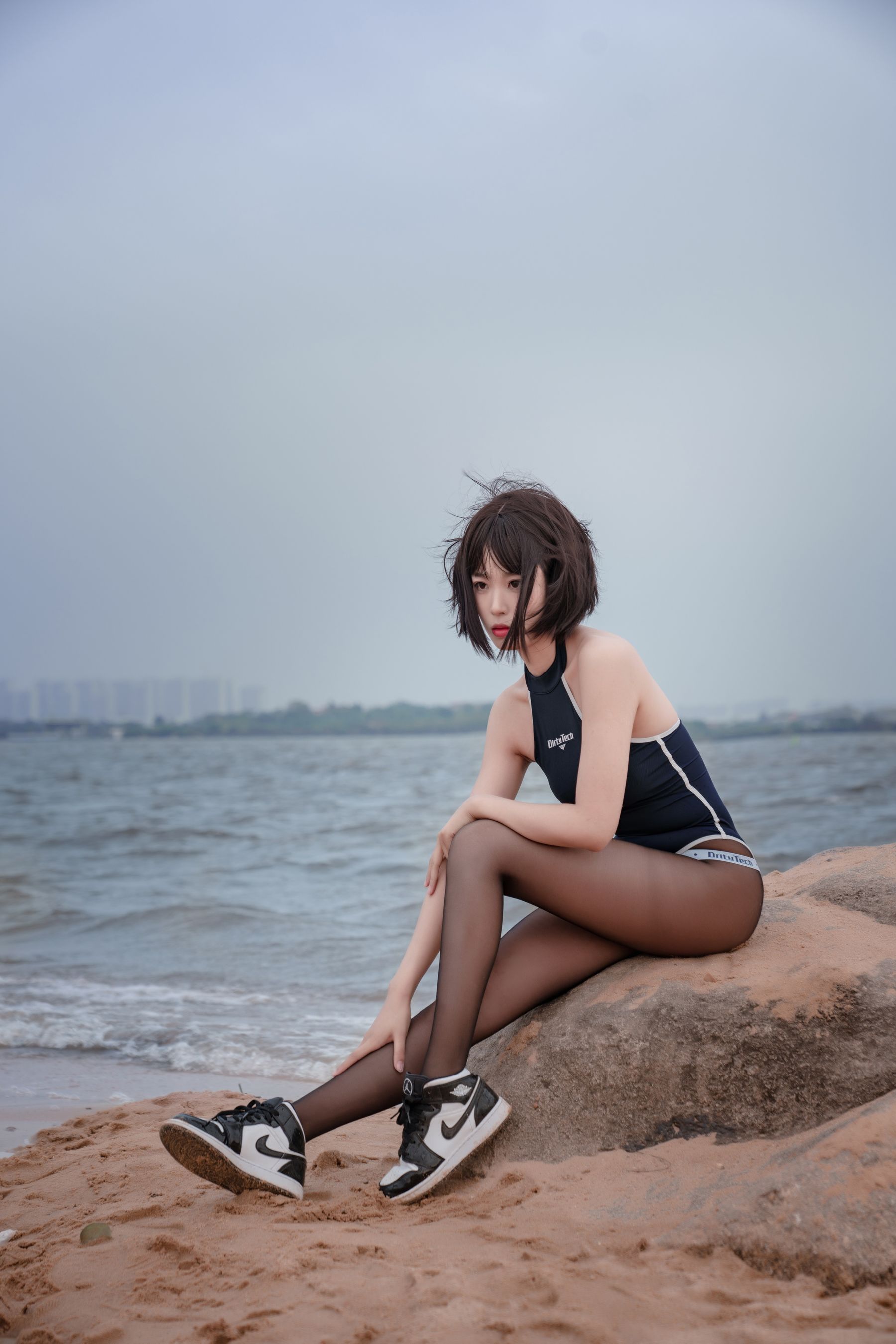 Welfare COS Sister Xuan Xiao Xue -Beach Swimming