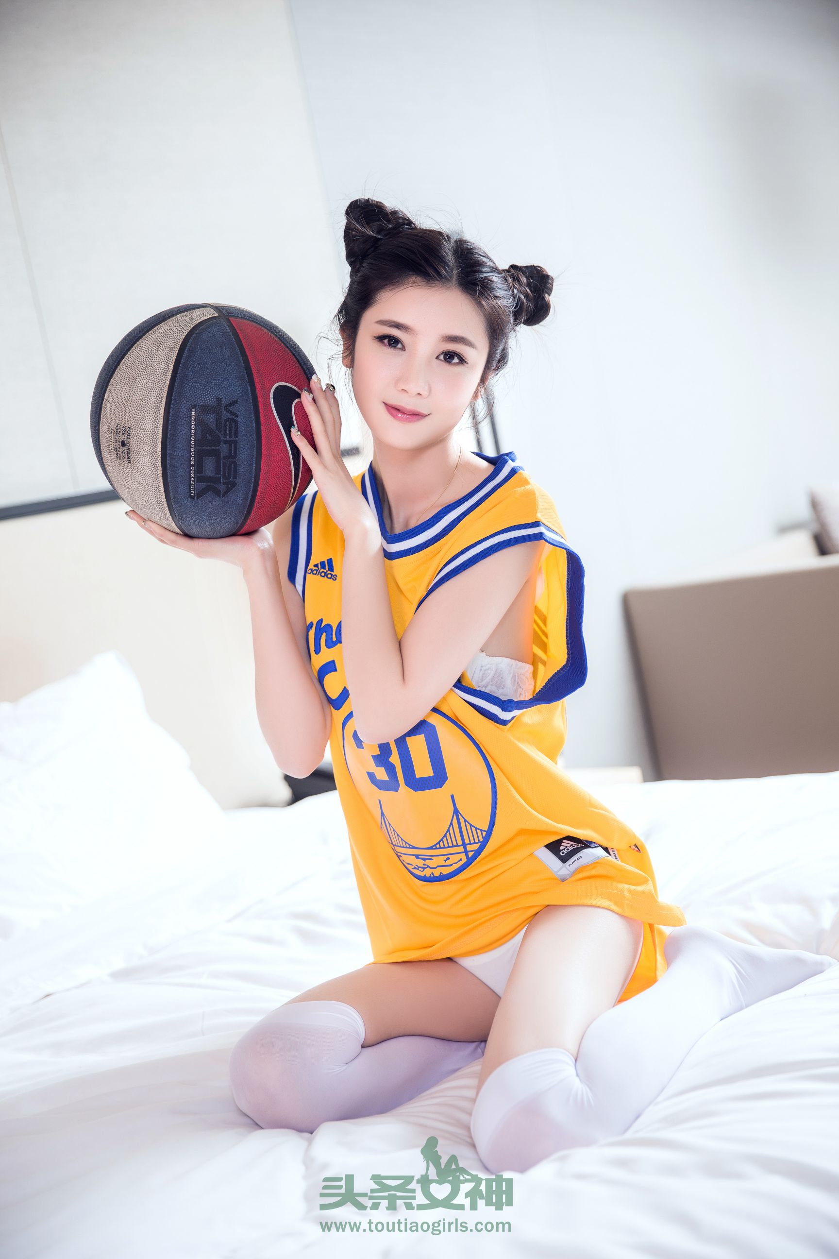 Su Liang/Xiaoyu's Beautiful Meng God Library Commander Headline Goddess