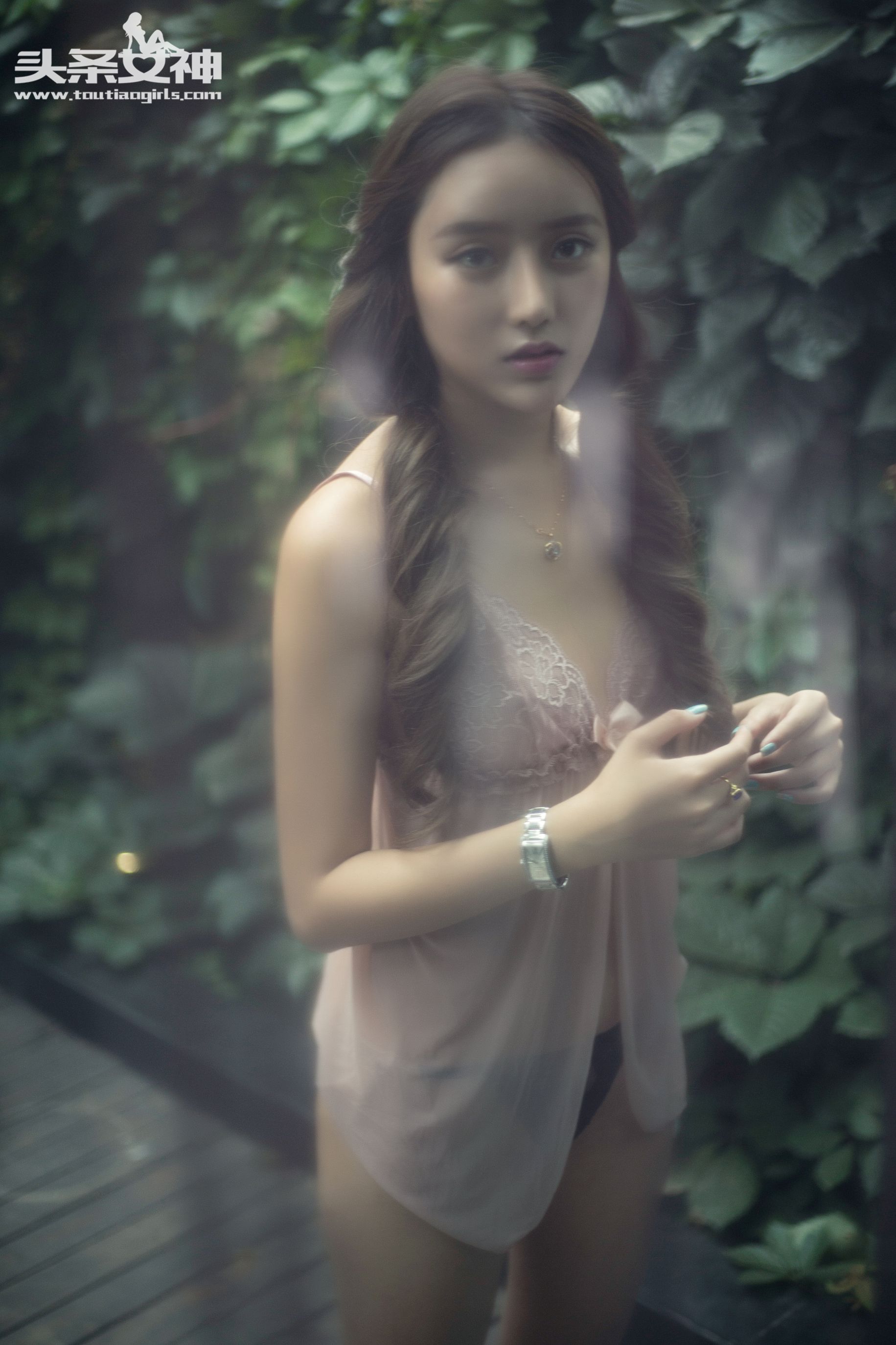 Tongtong's Snow Mustel Skin A Toy Headline Goddess