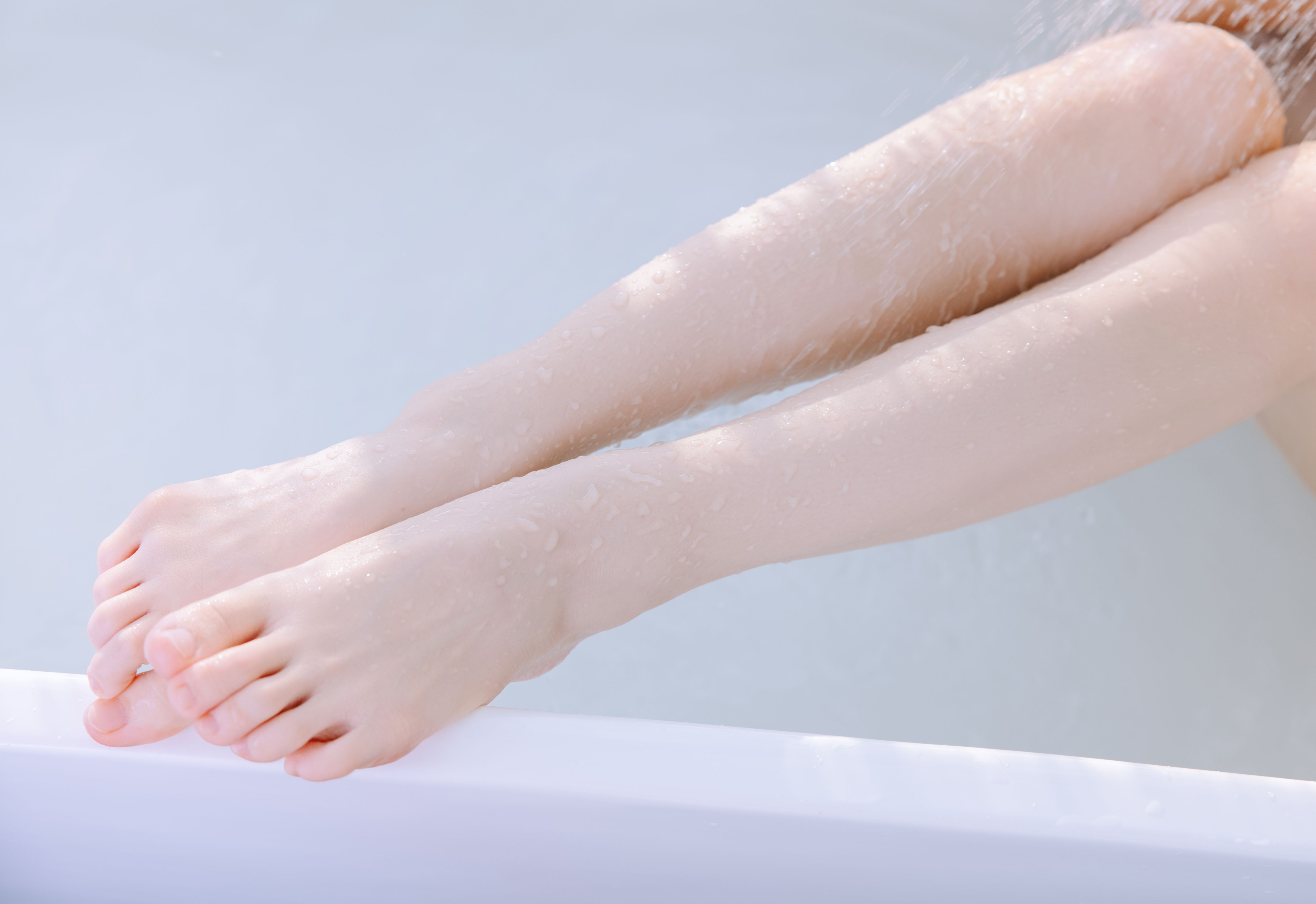 Rina Jiao -Wet Body Little White Skirt 97P -1.06GB