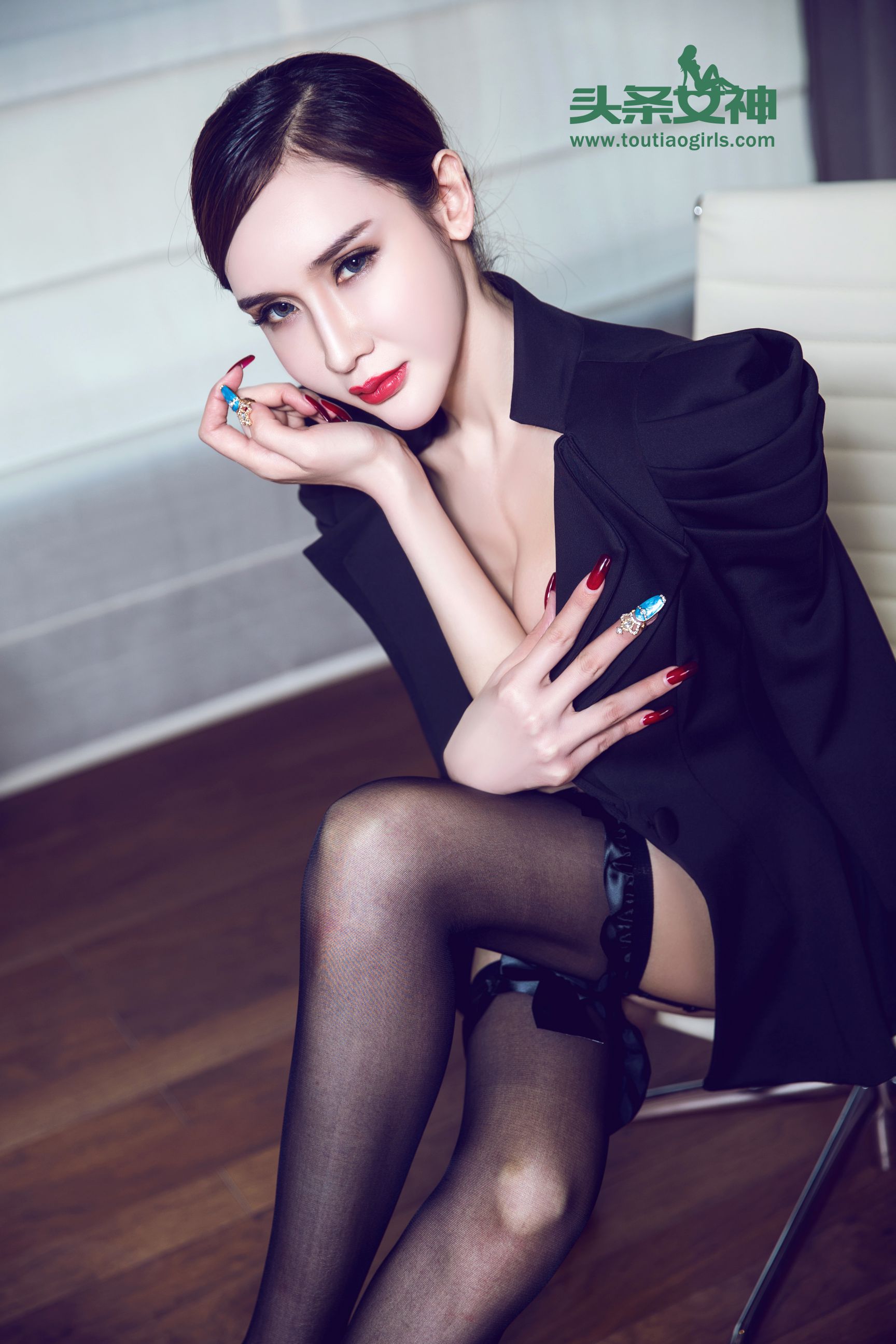 Haya/Ainurfaha The Cold Girl of the Loss Headline Goddess