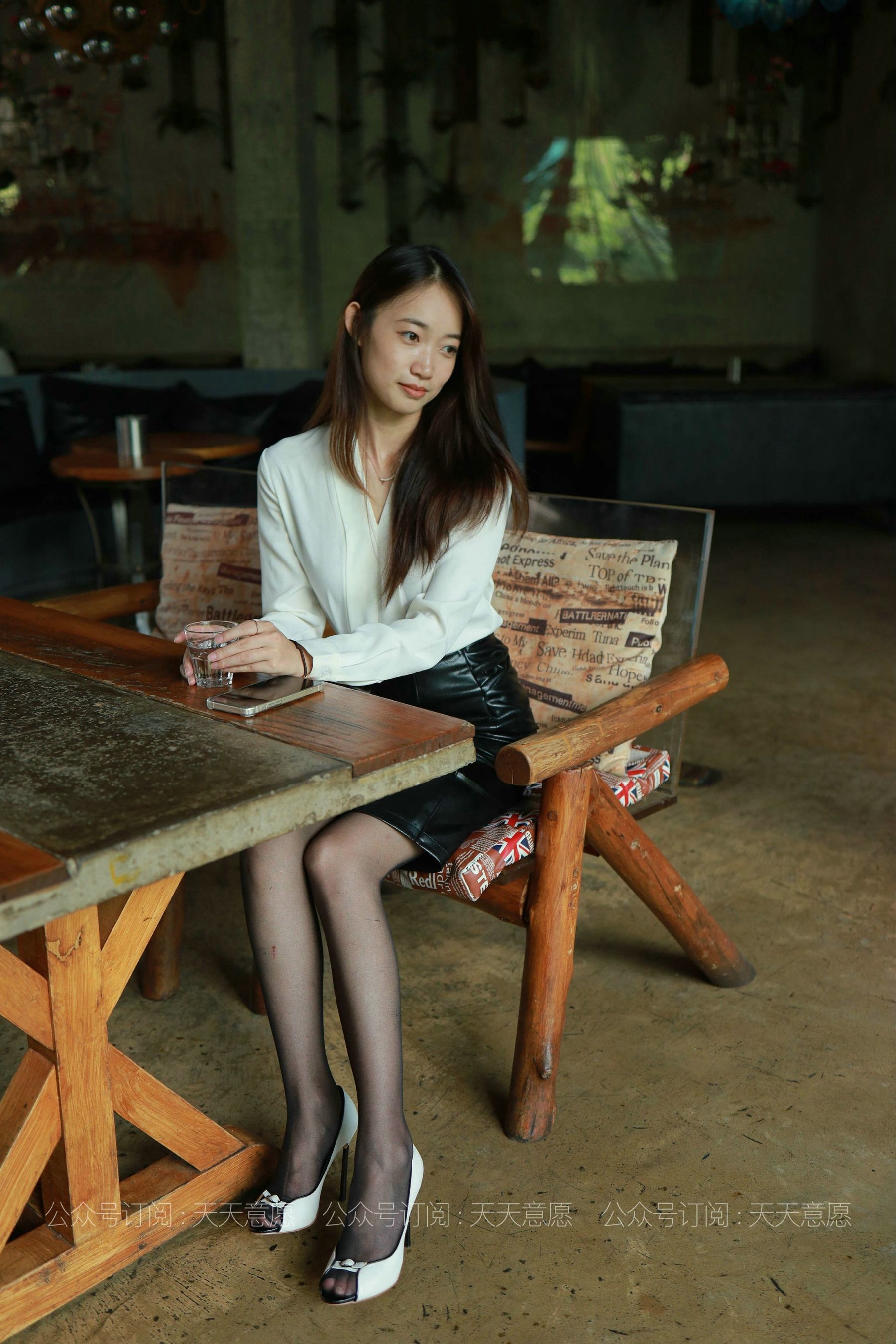 IESS Thoughts Fun Model: Xiaogao OL Black Rose